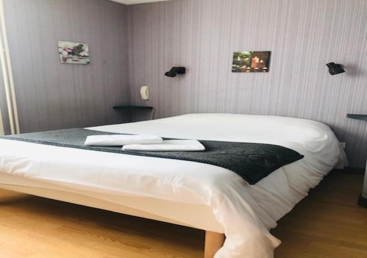 Double Room - Photo 3