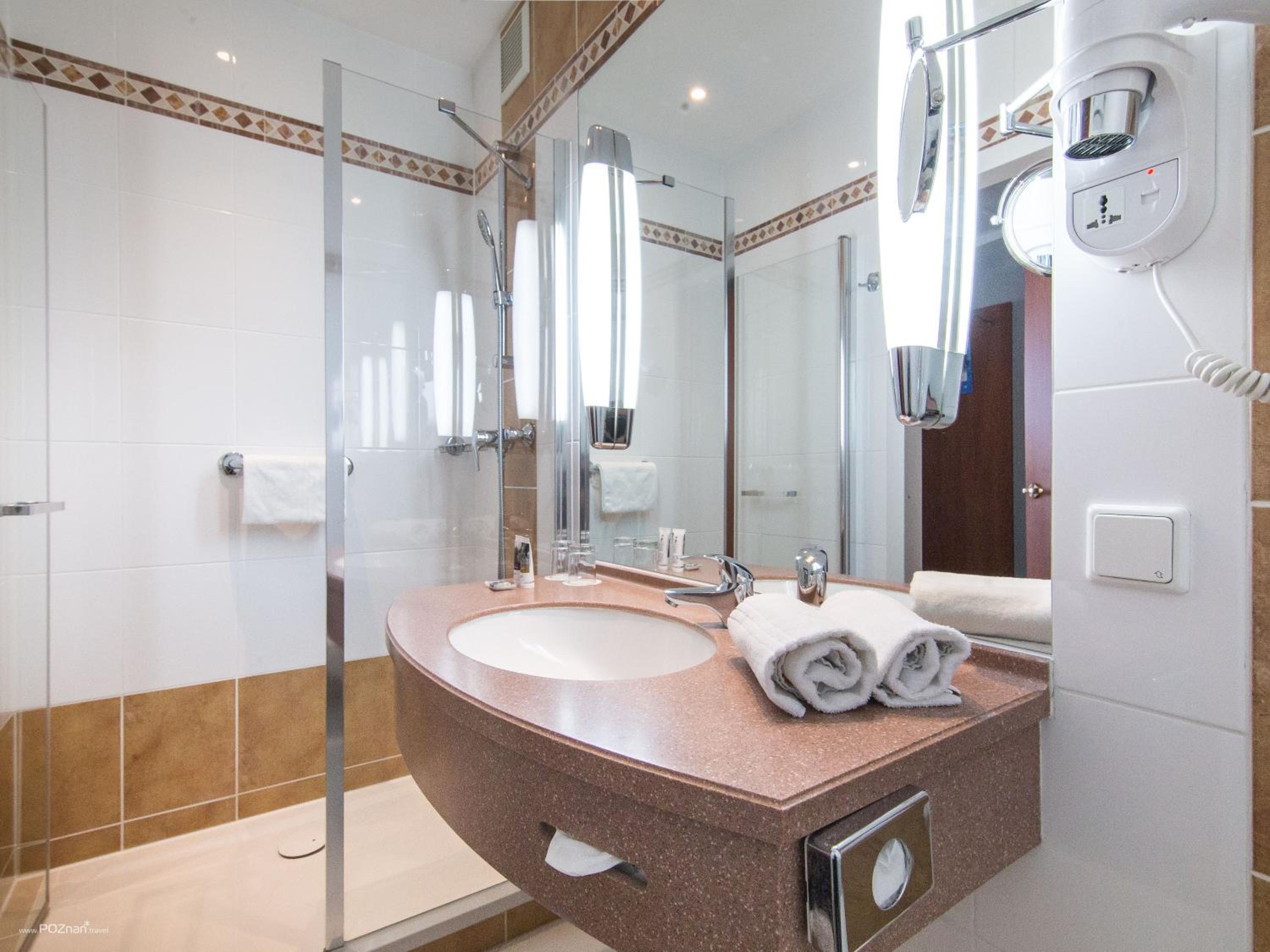 Standard Double Room - Photo 6