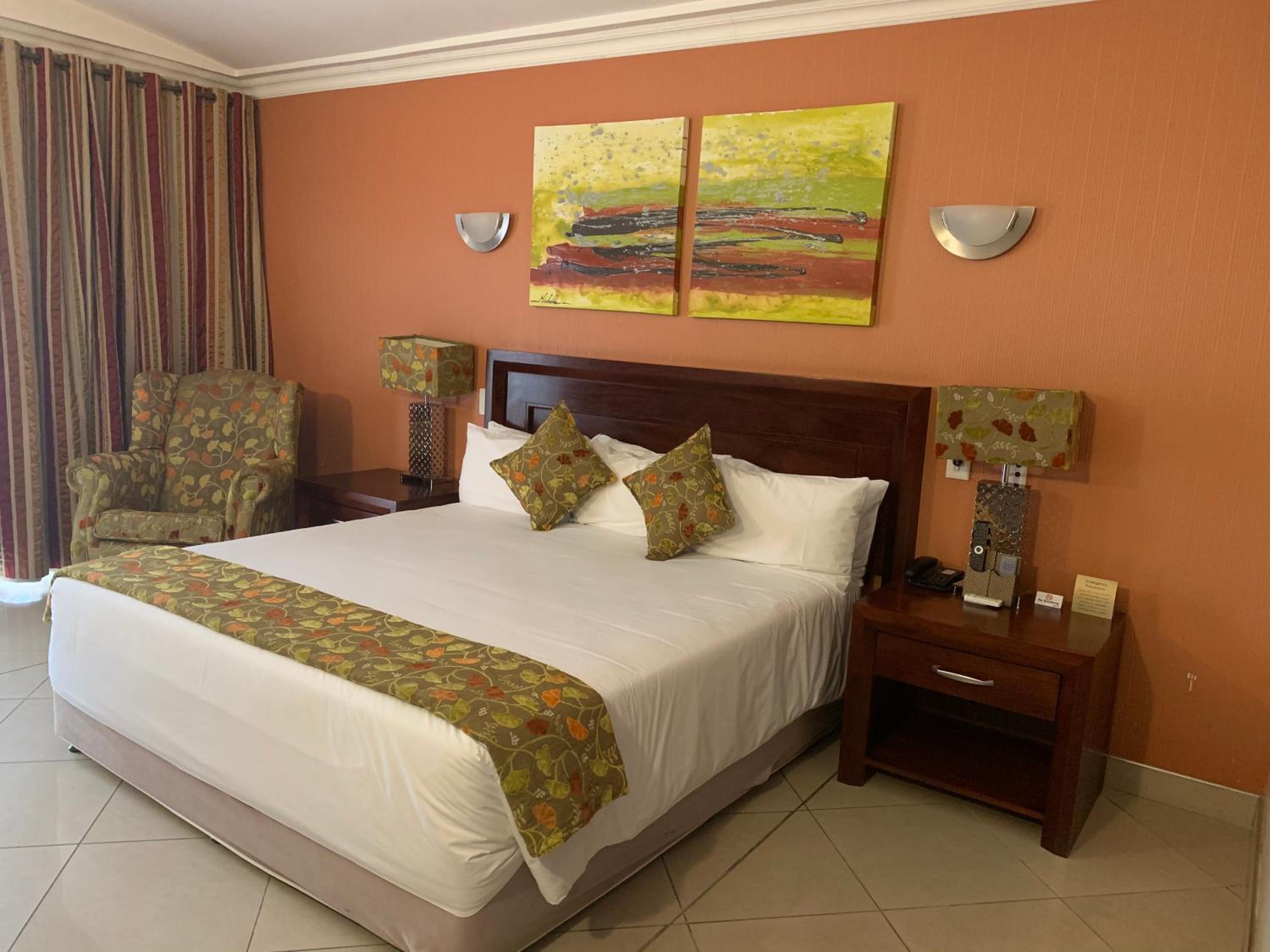 Superior King or Twin Room photo 1