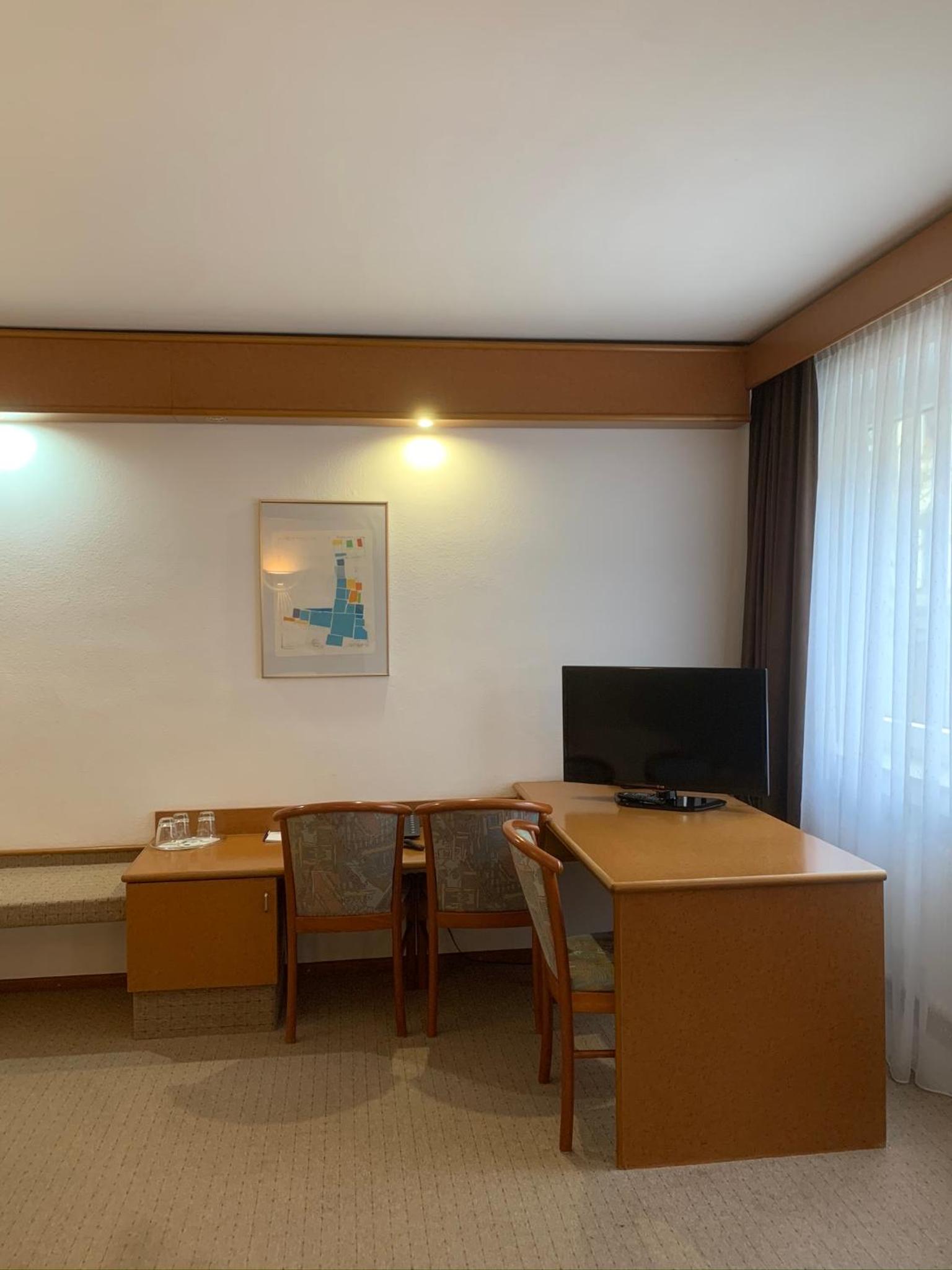 Twin Room - Photo 4
