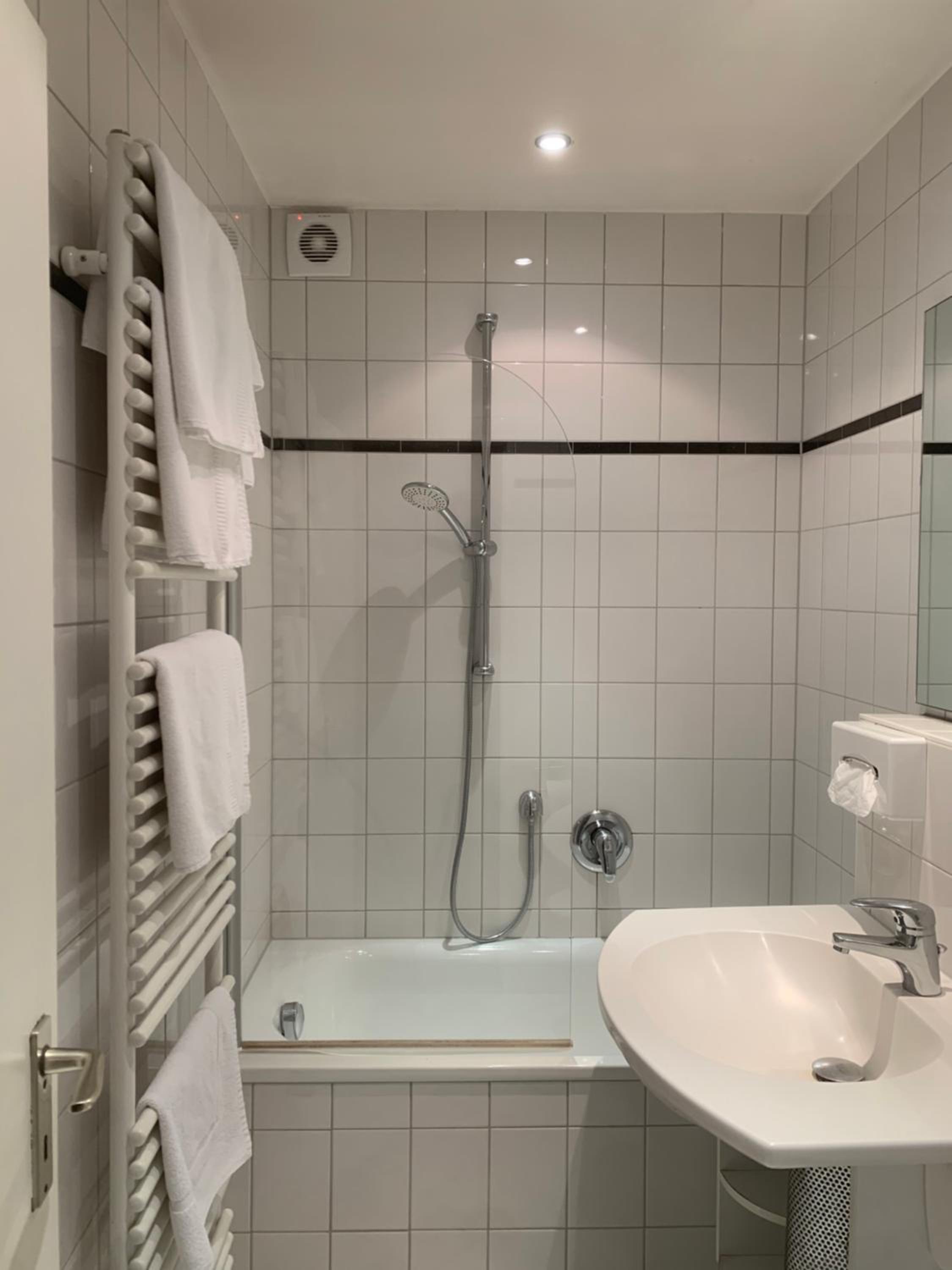 Triple Room - Photo 2