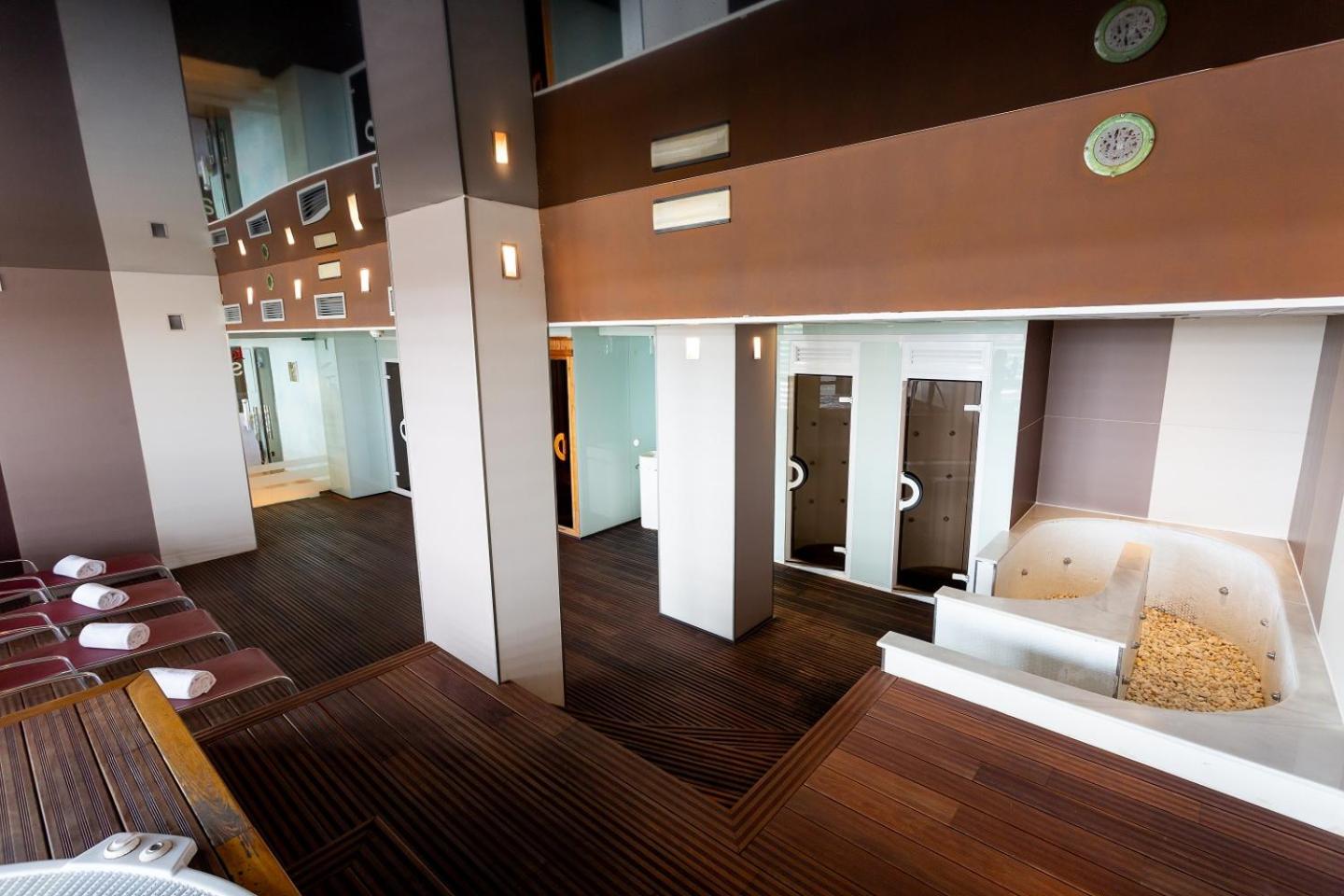 Double Or Twin Room With Spa Access