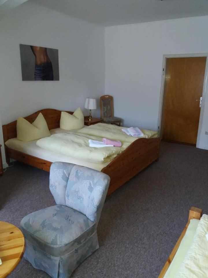 Comfort Triple Room with Bathroom photo 3