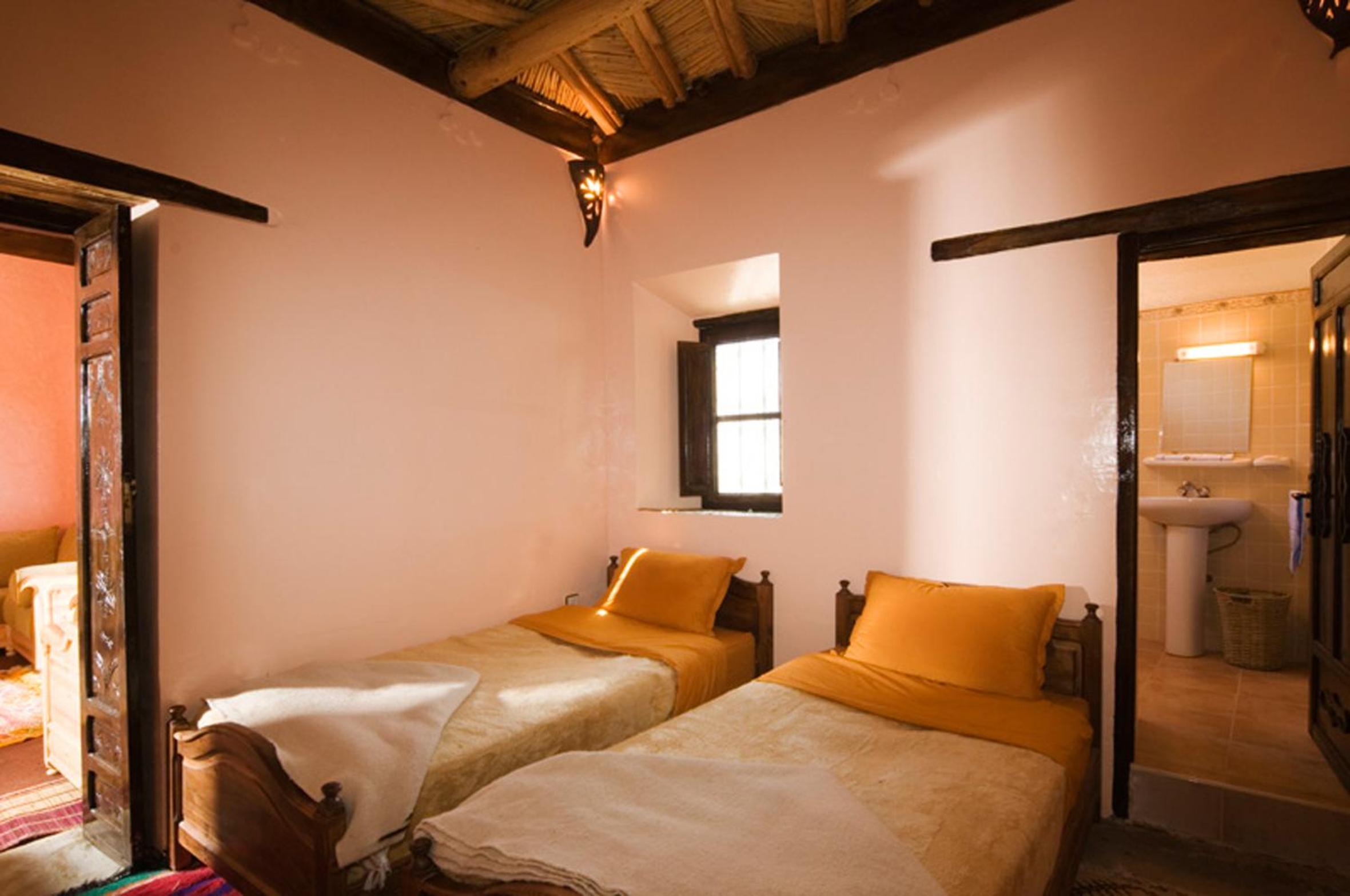 Standard Double or Twin Room photo 3