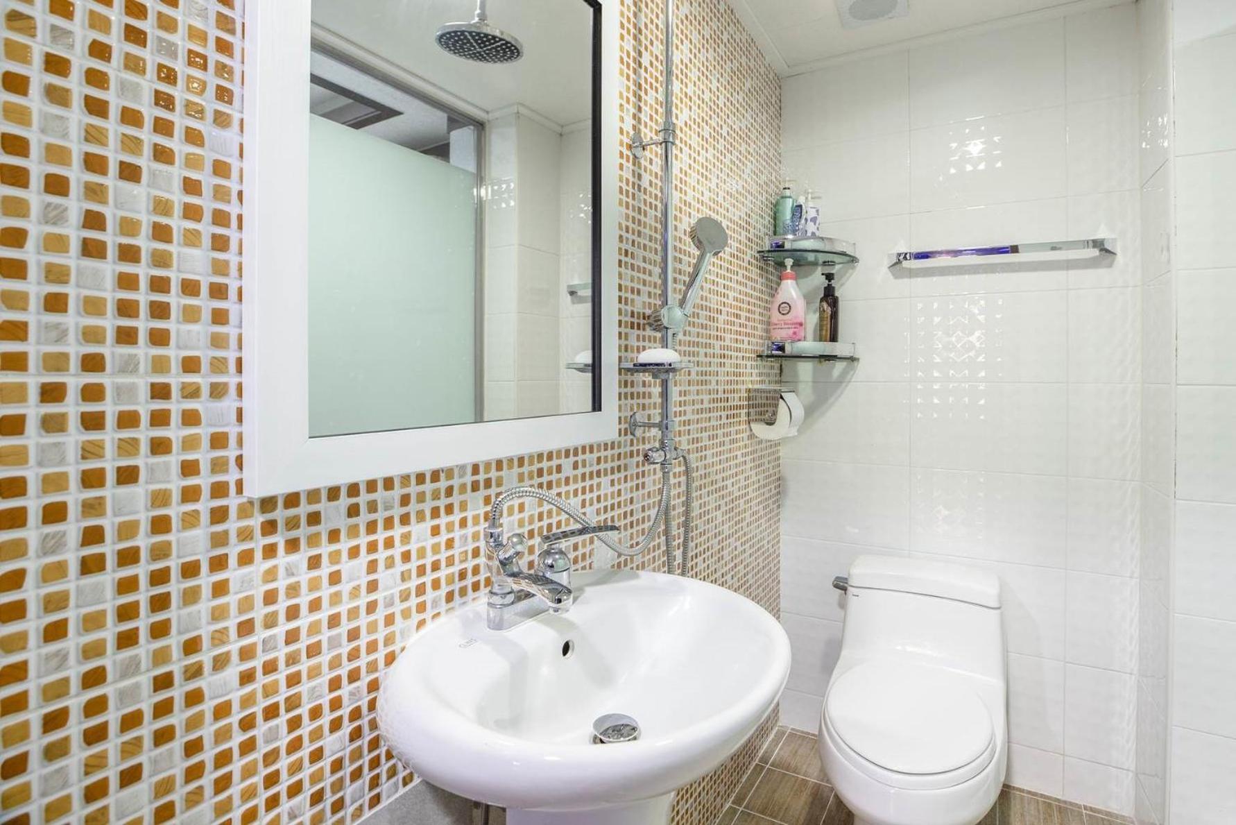 Double Room - Photo 8