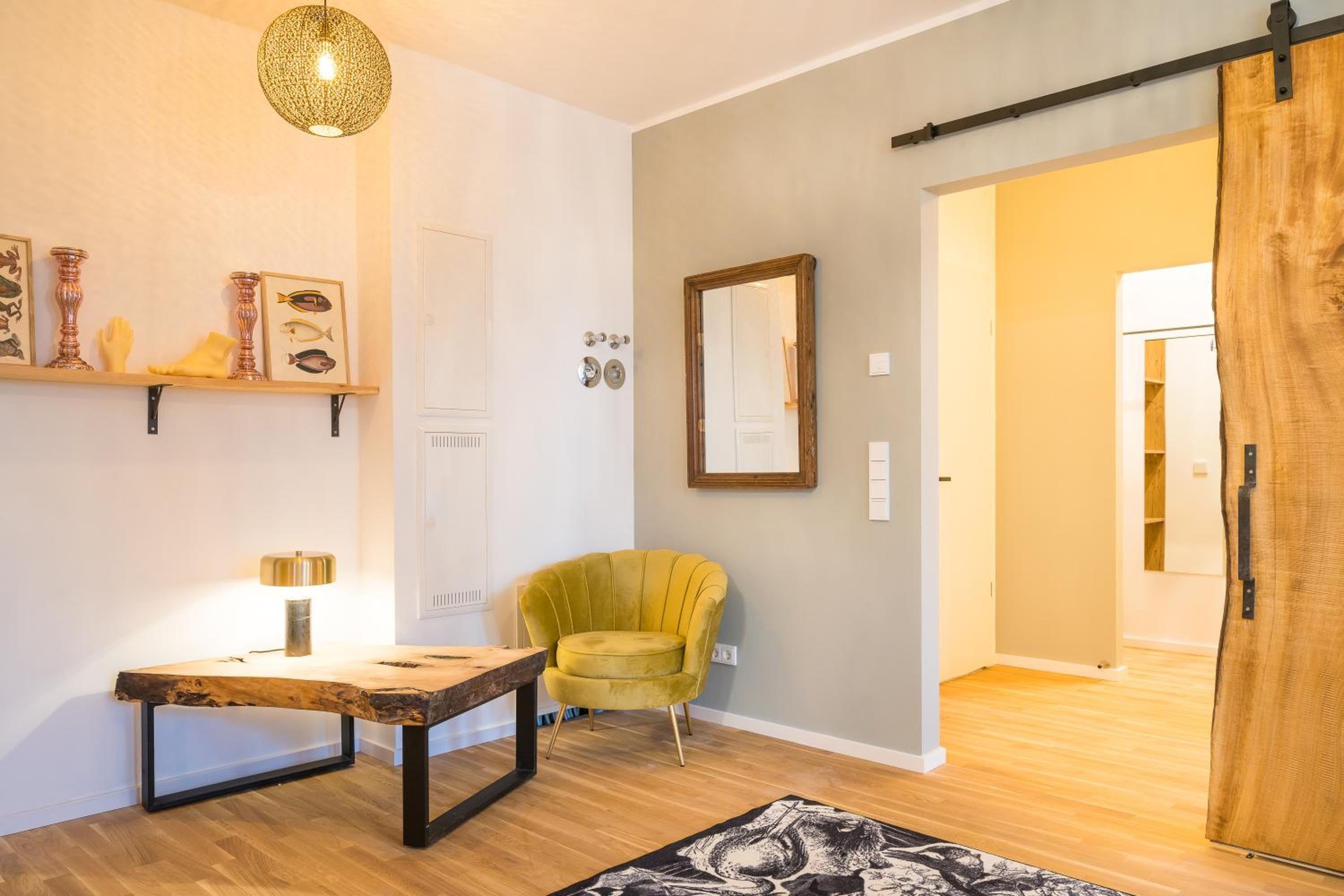 Apartment - Photo 4