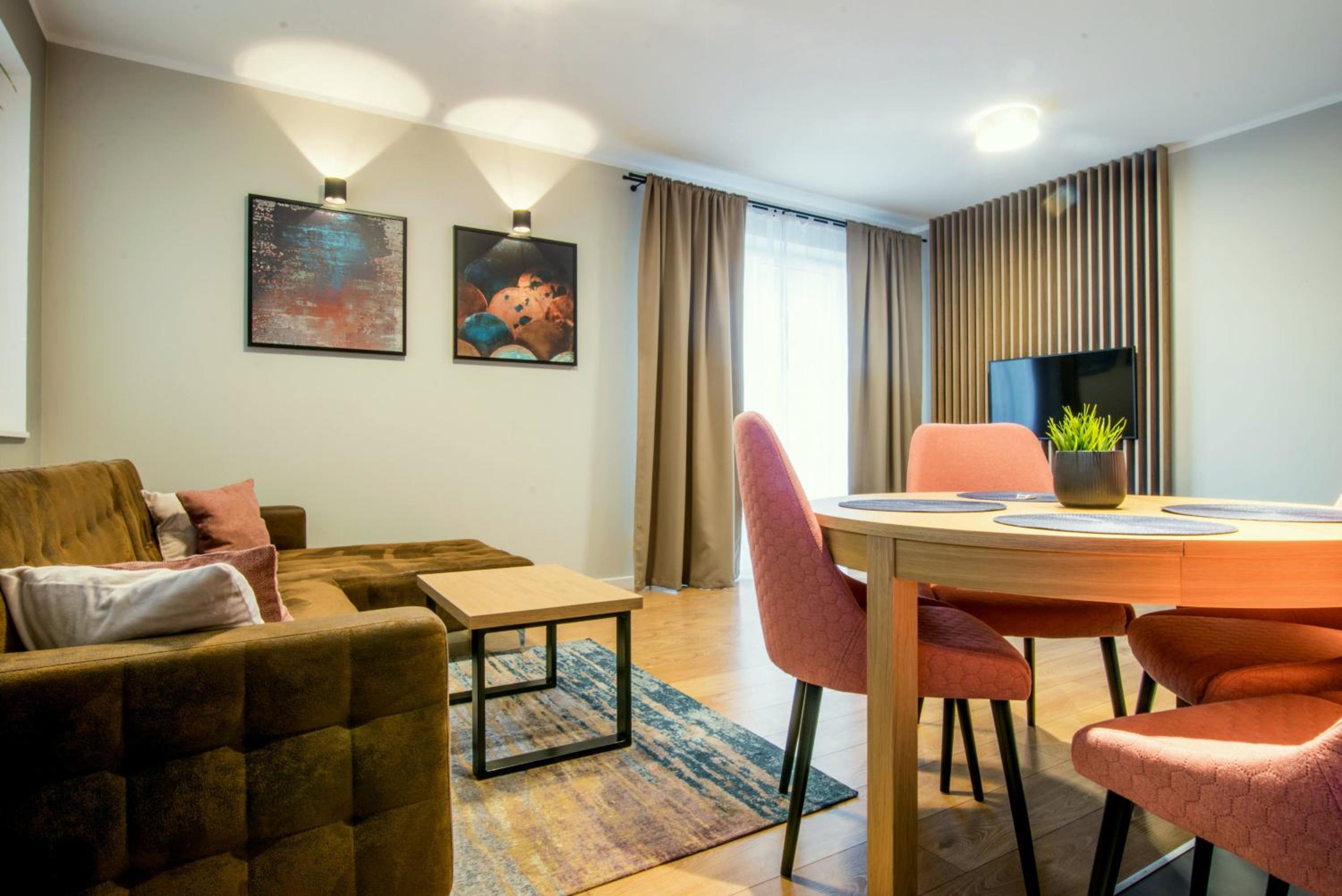 One-Bedroom Apartment photo 2