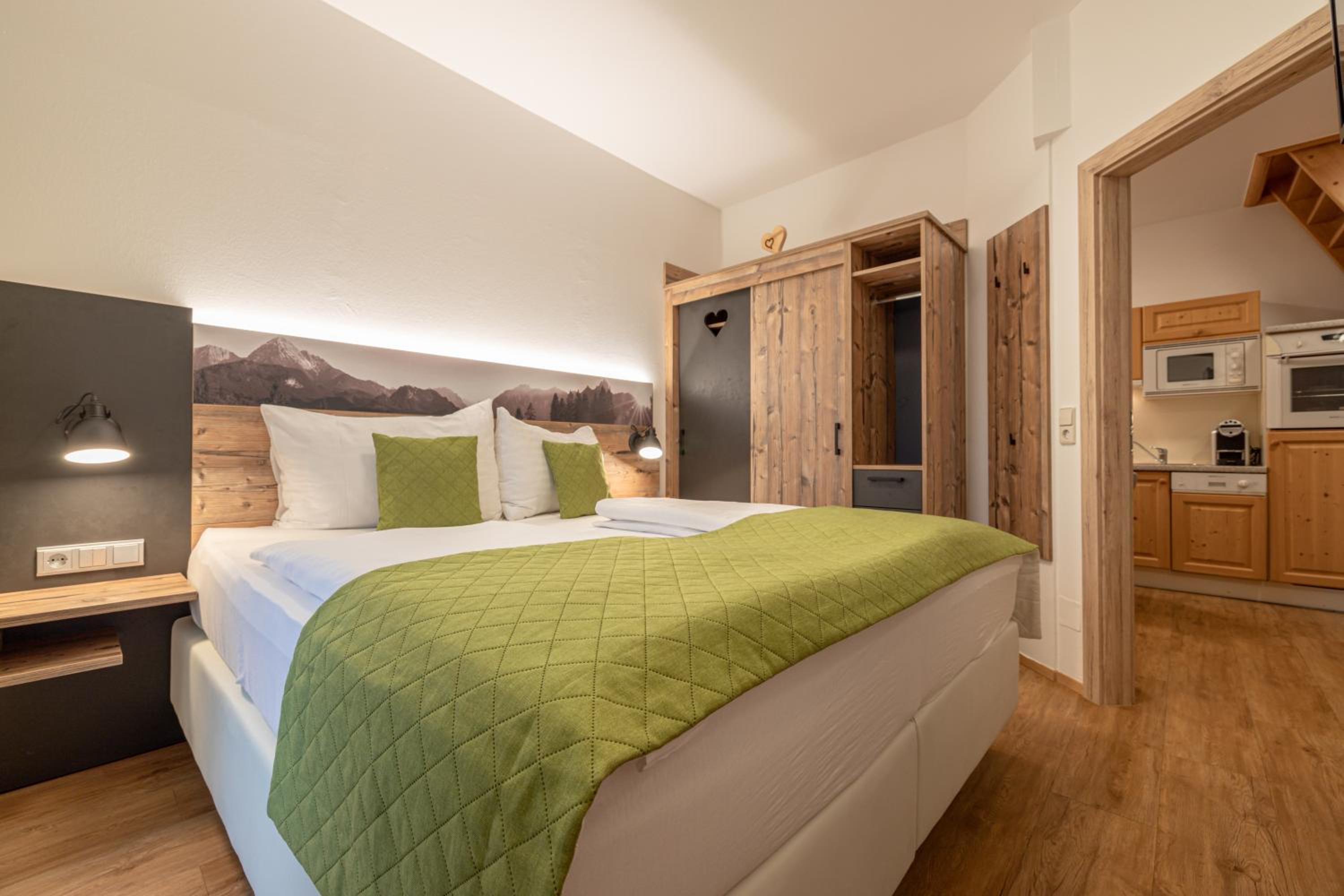 Two-Bedroom Apartment Maxi with Balcony