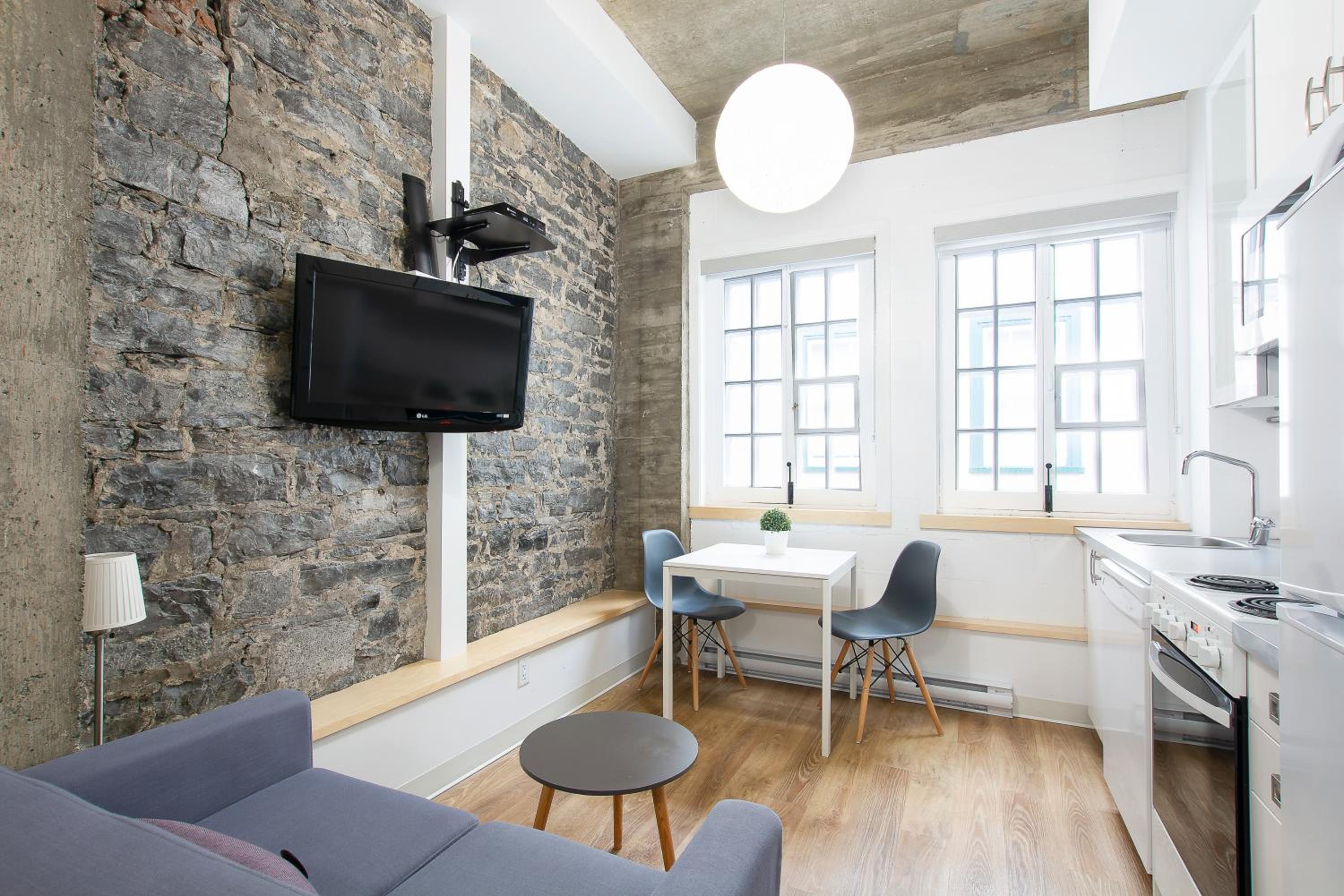 Loft B202