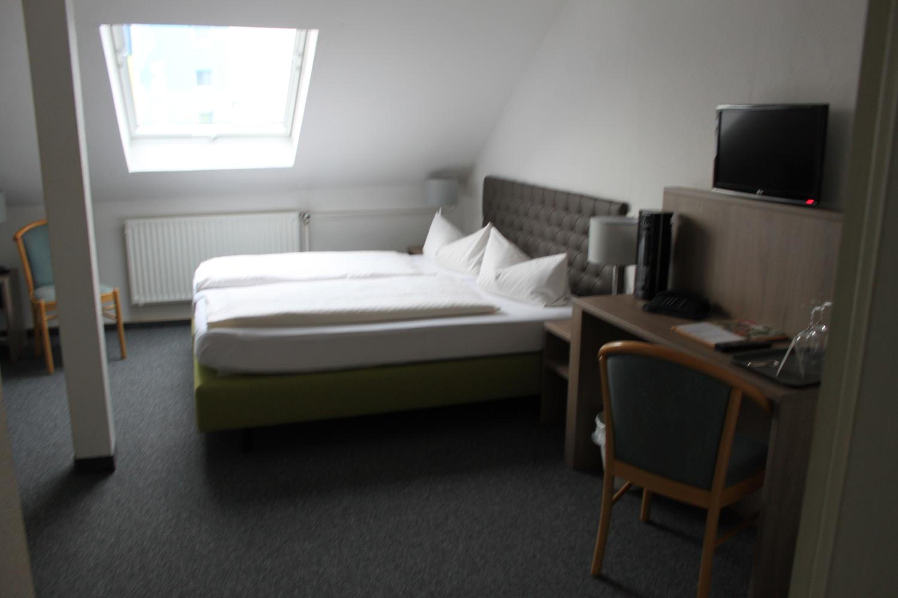 Triple Room - Photo 2