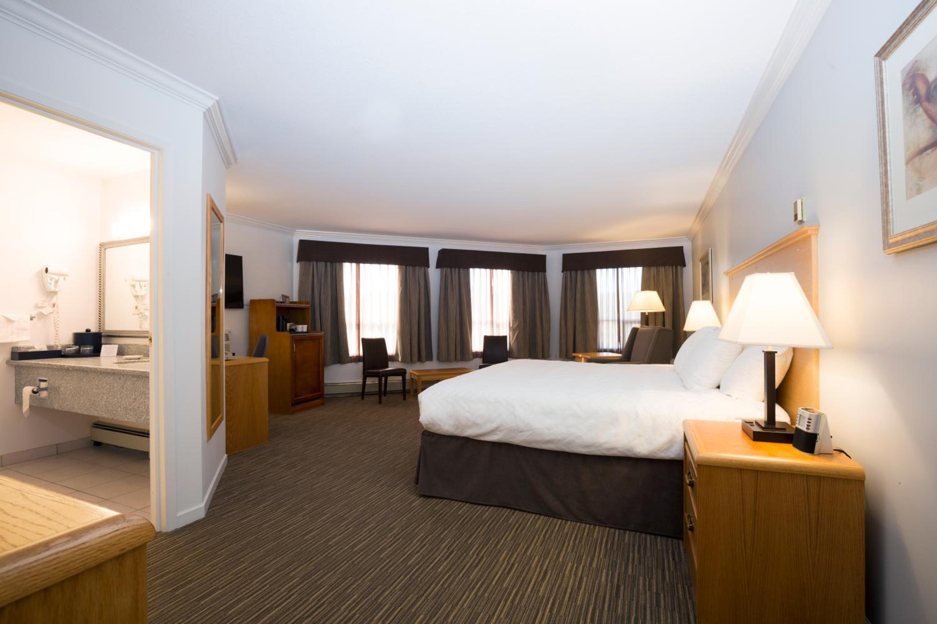 Executive King Room - Non-Smoking