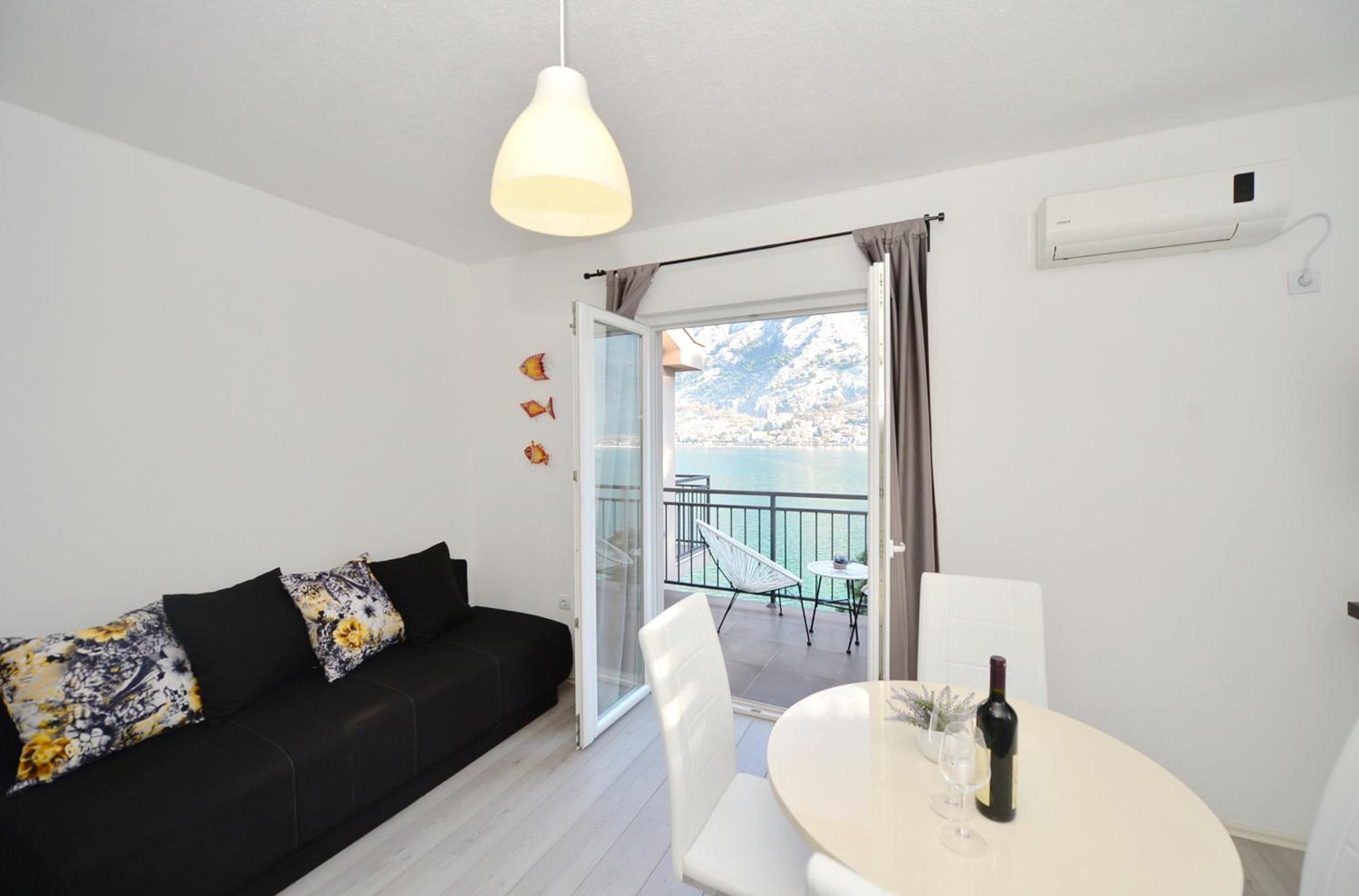 One-Bedroom Apartment With Sea View