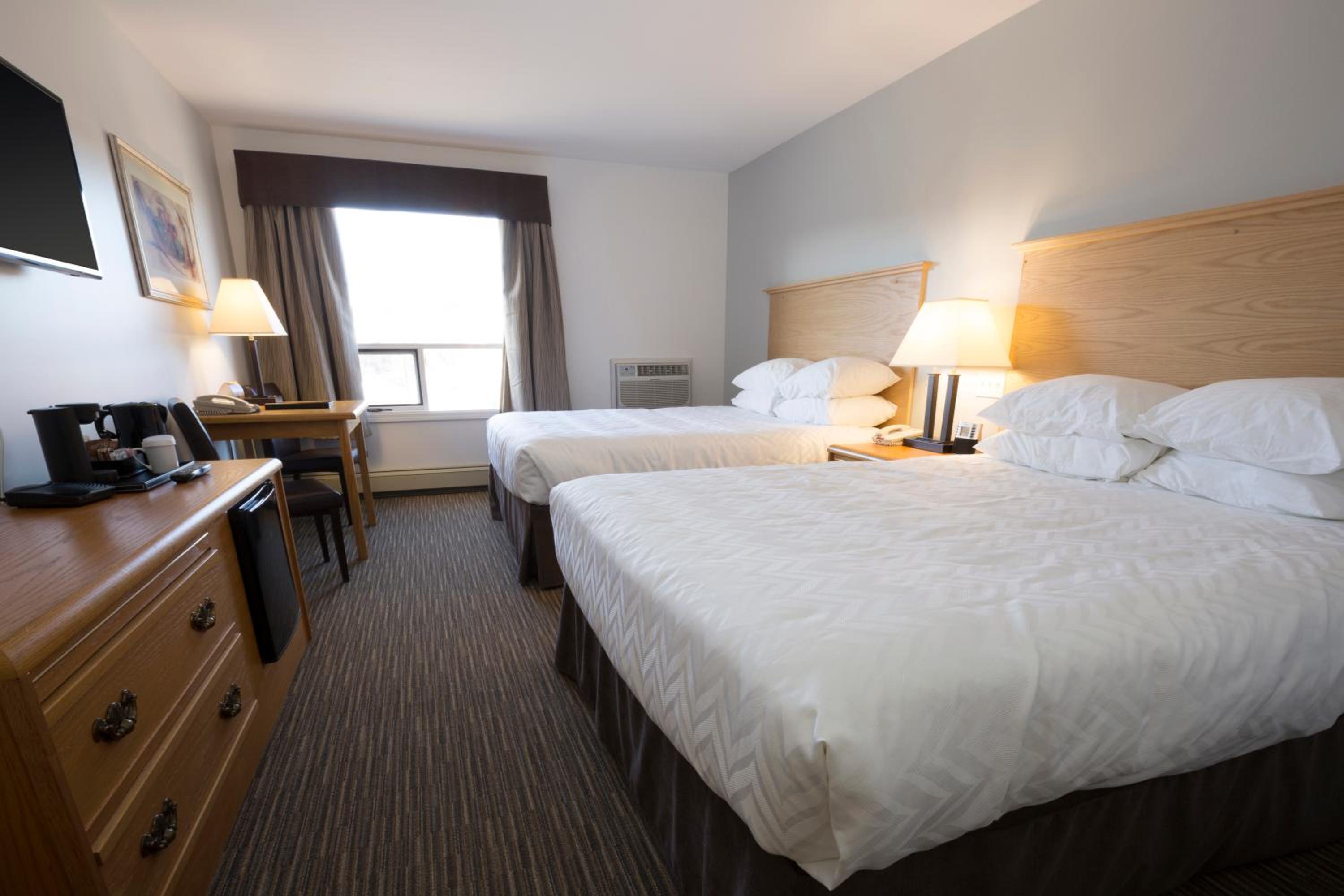 Queen Room with Two Queen Beds - Non-Smoking