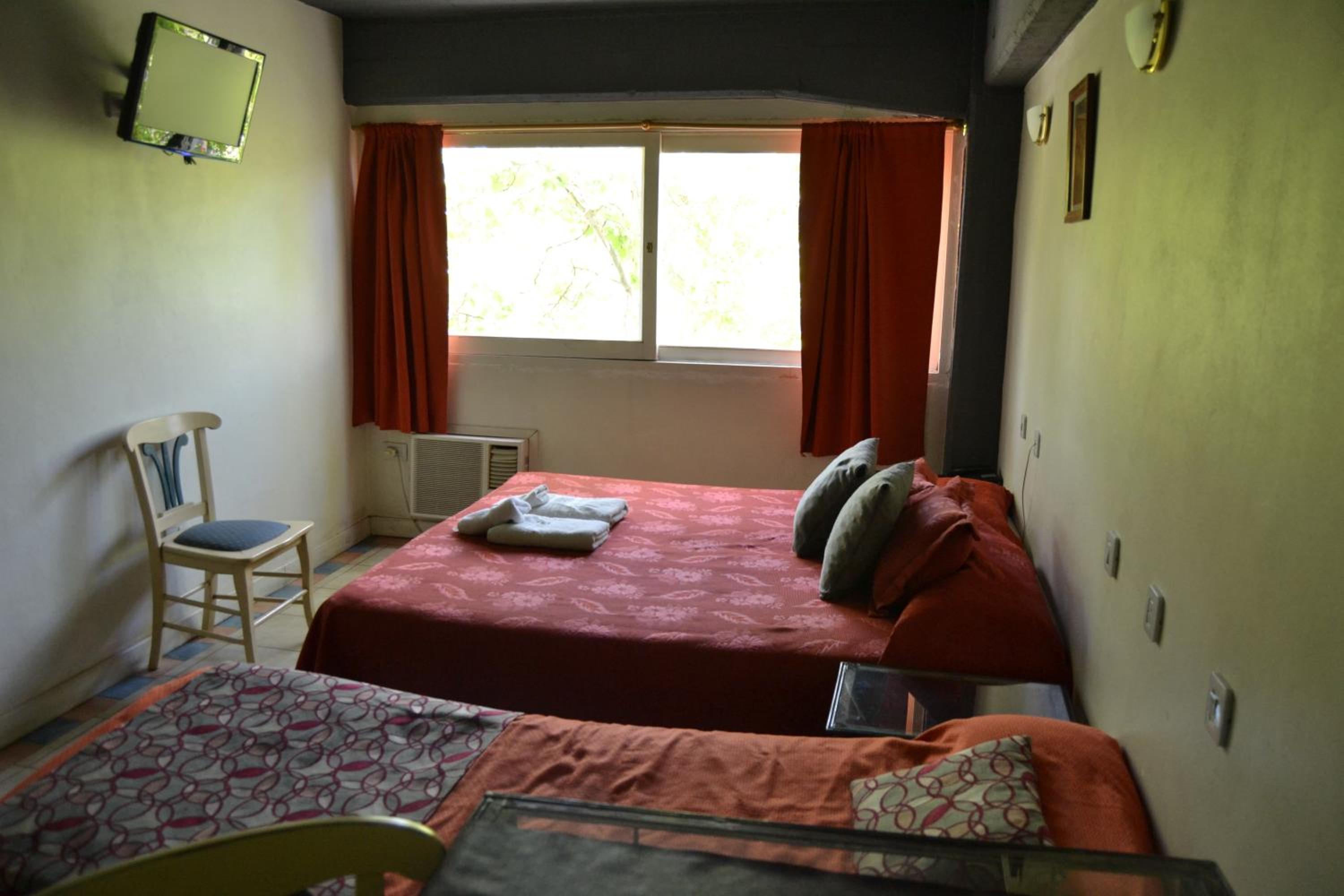 Triple Room photo 2