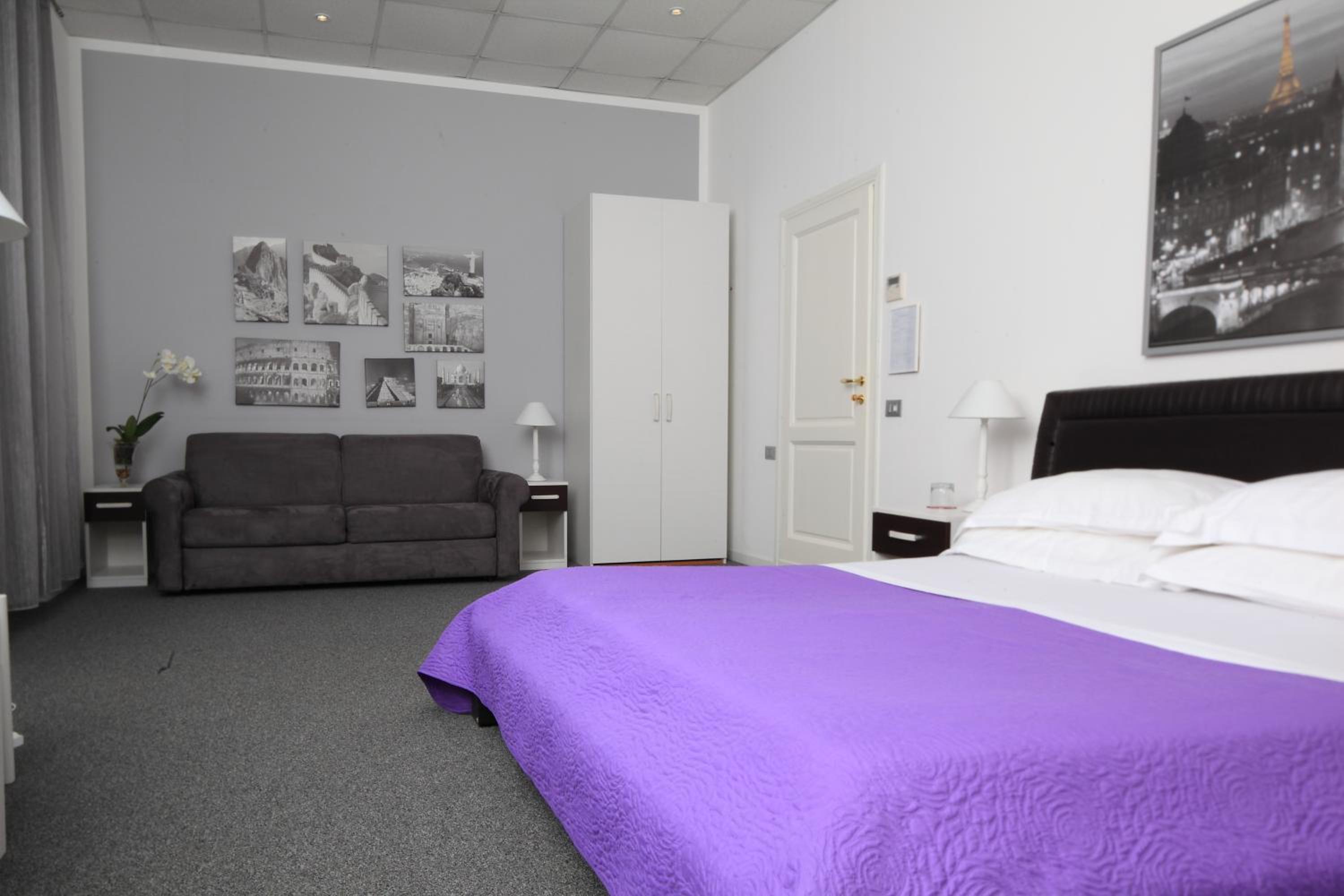 Deluxe Double or Twin Room photo 3