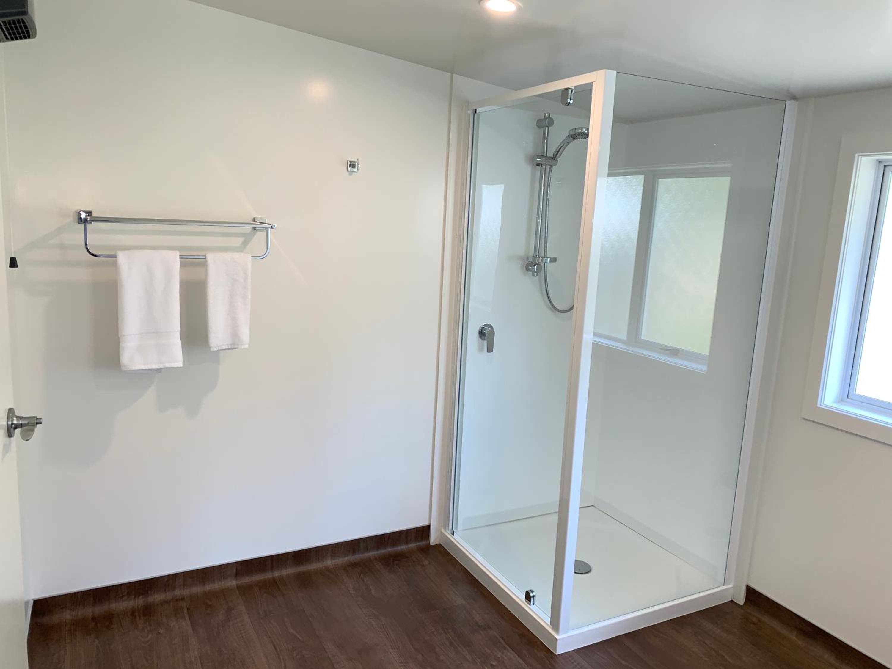 Double Room - Photo 7
