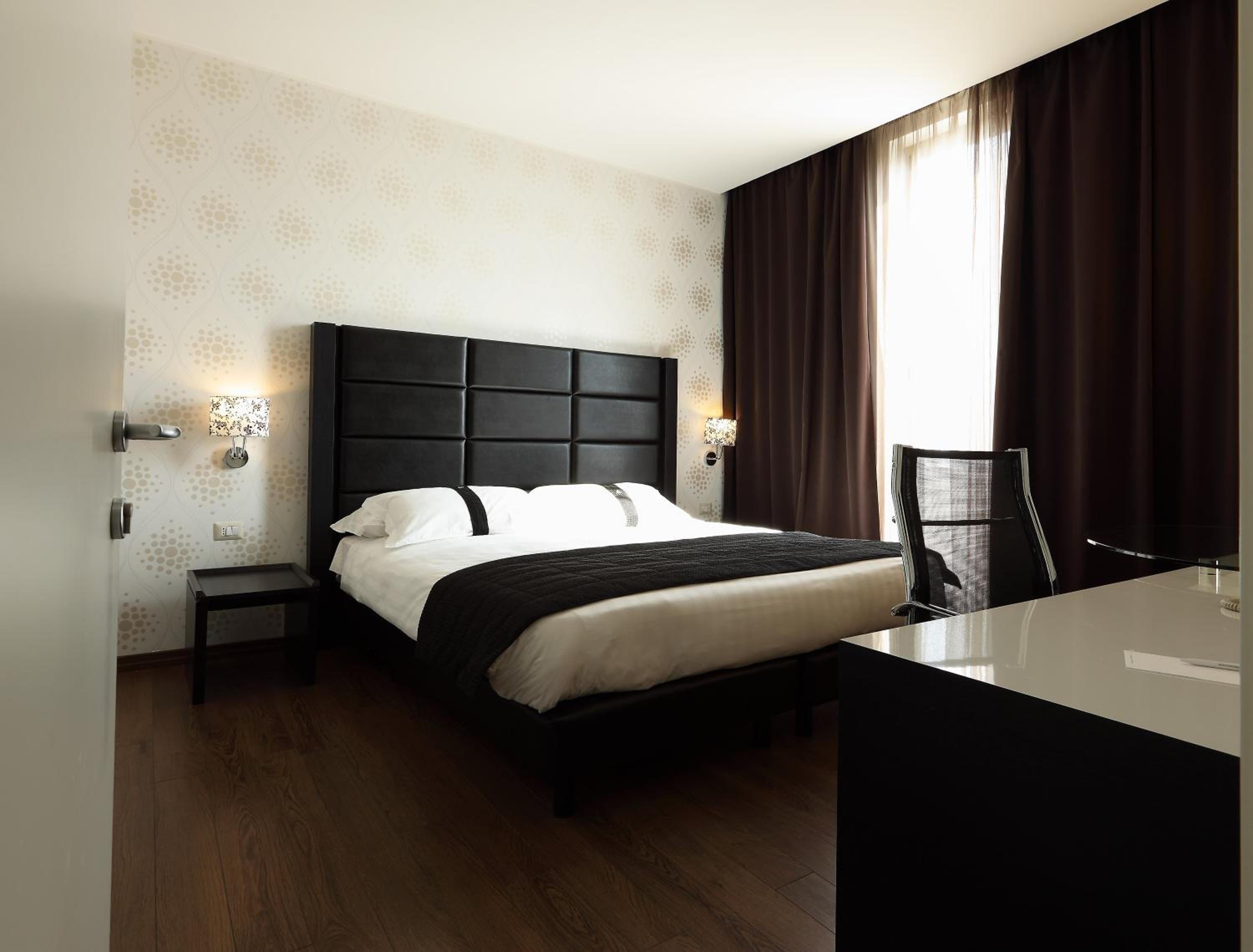 Standard Room - Photo 4