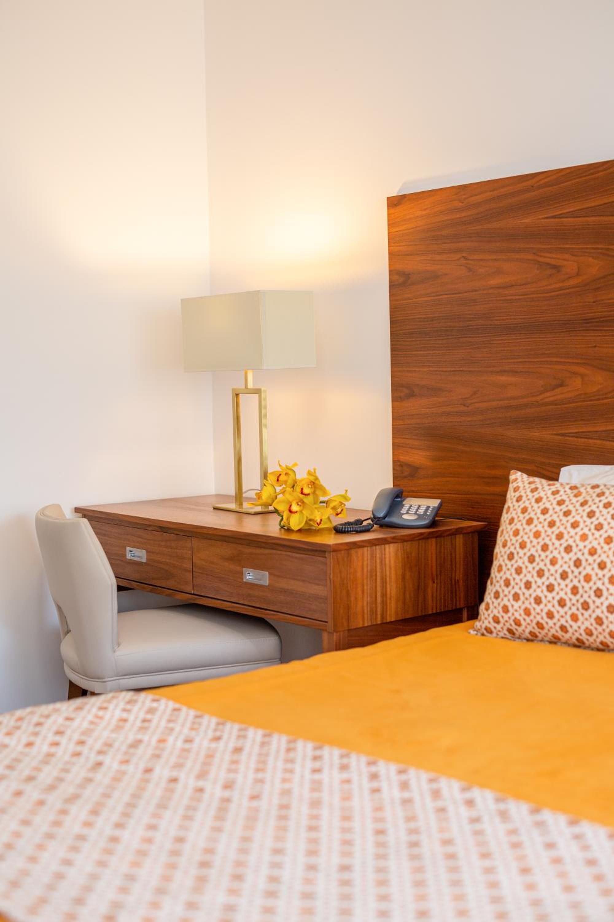 Double Room - Photo 8