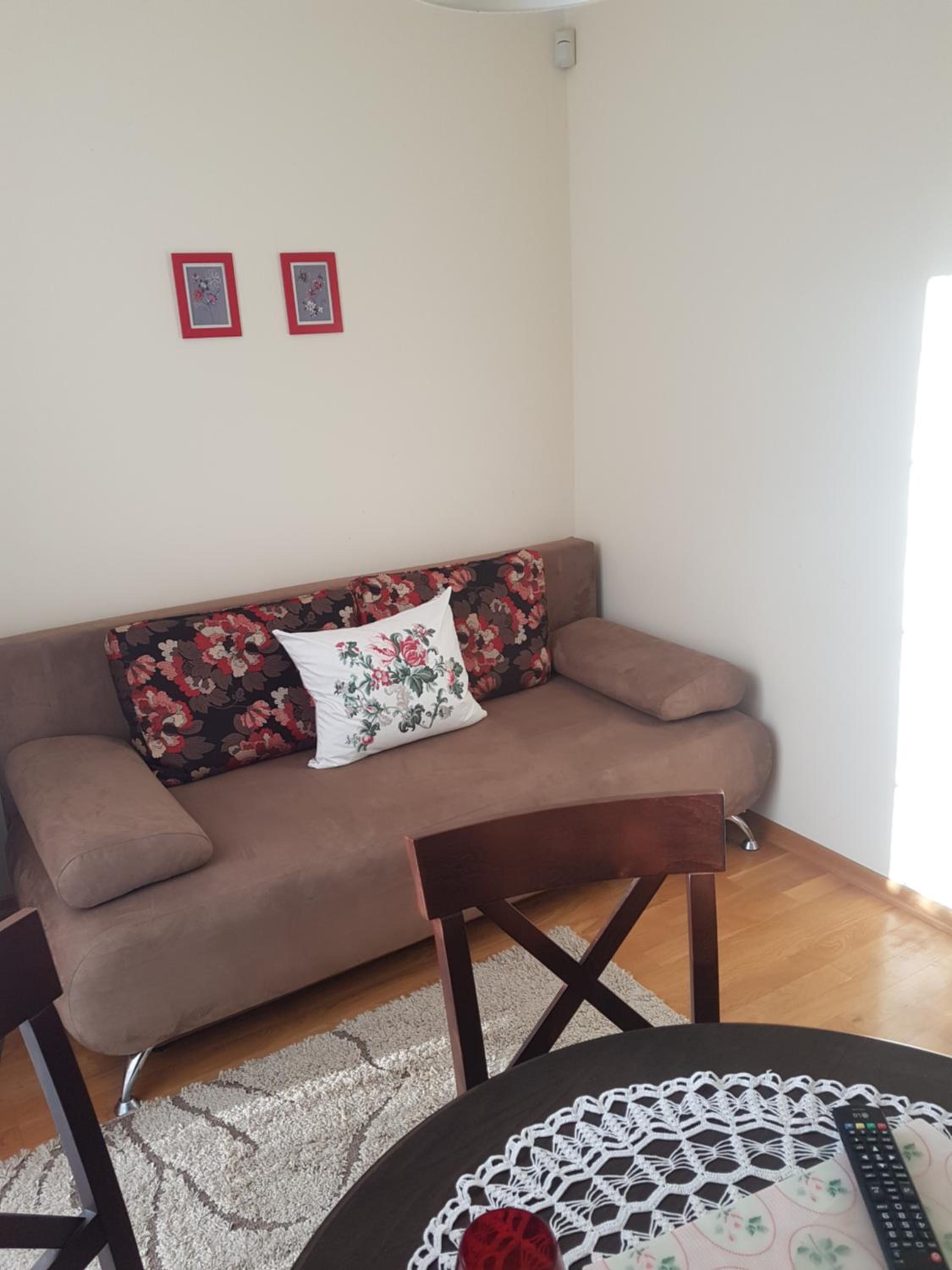Apartment photo 1