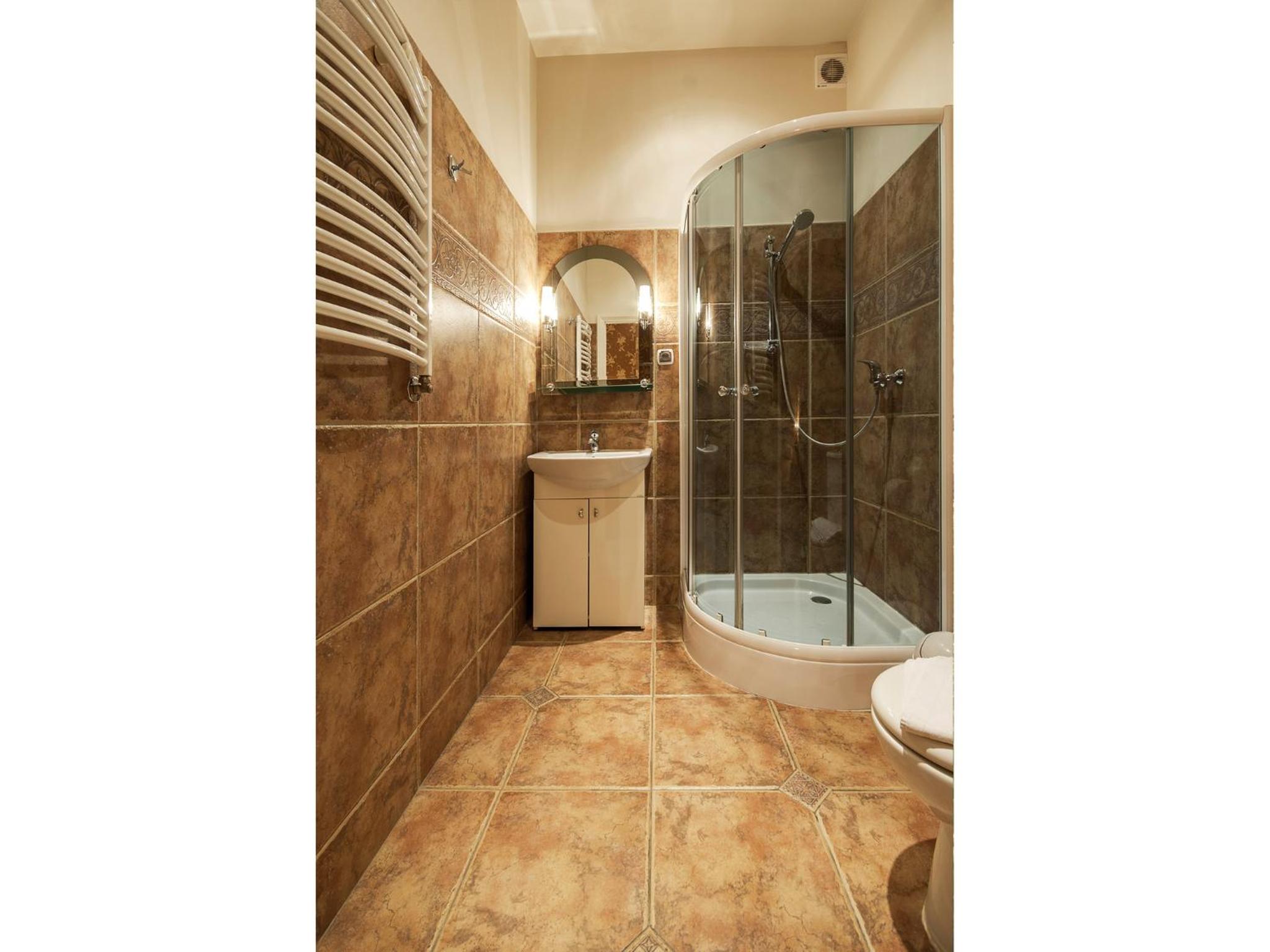 Standard Double or Twin Room - Photo 6
