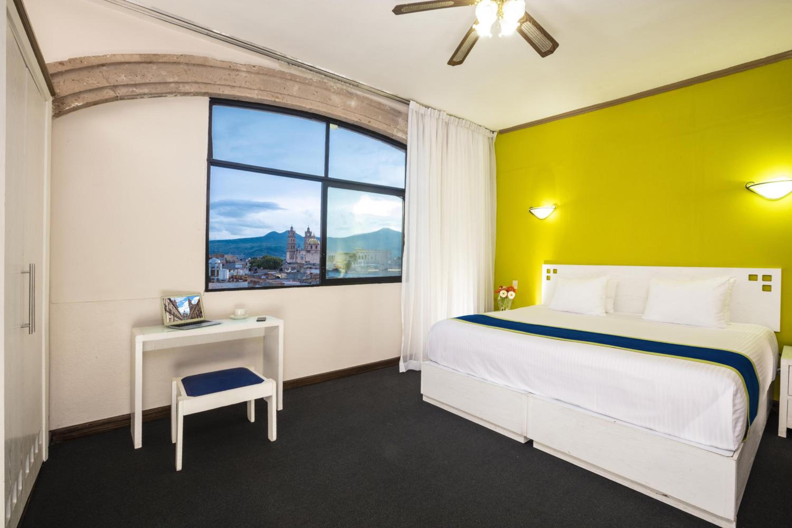 Standard Double Room - Photo 4
