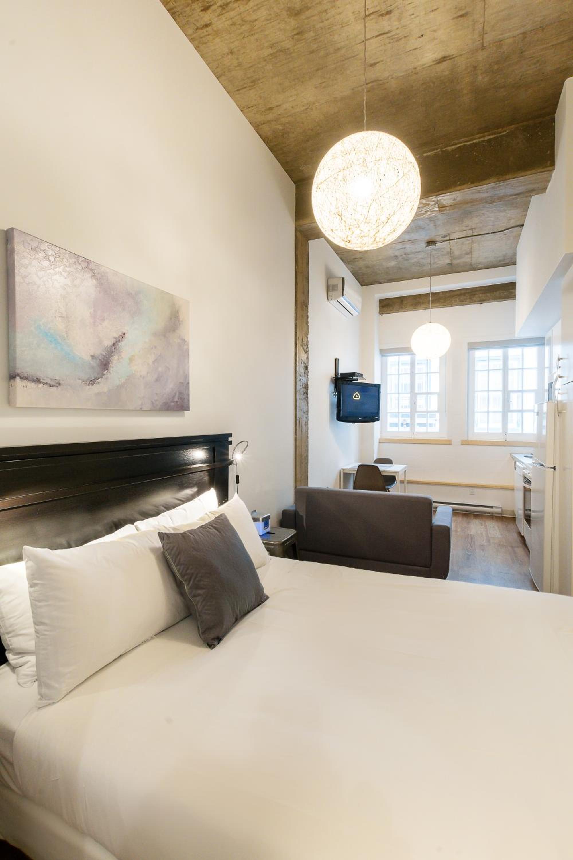 Loft B102