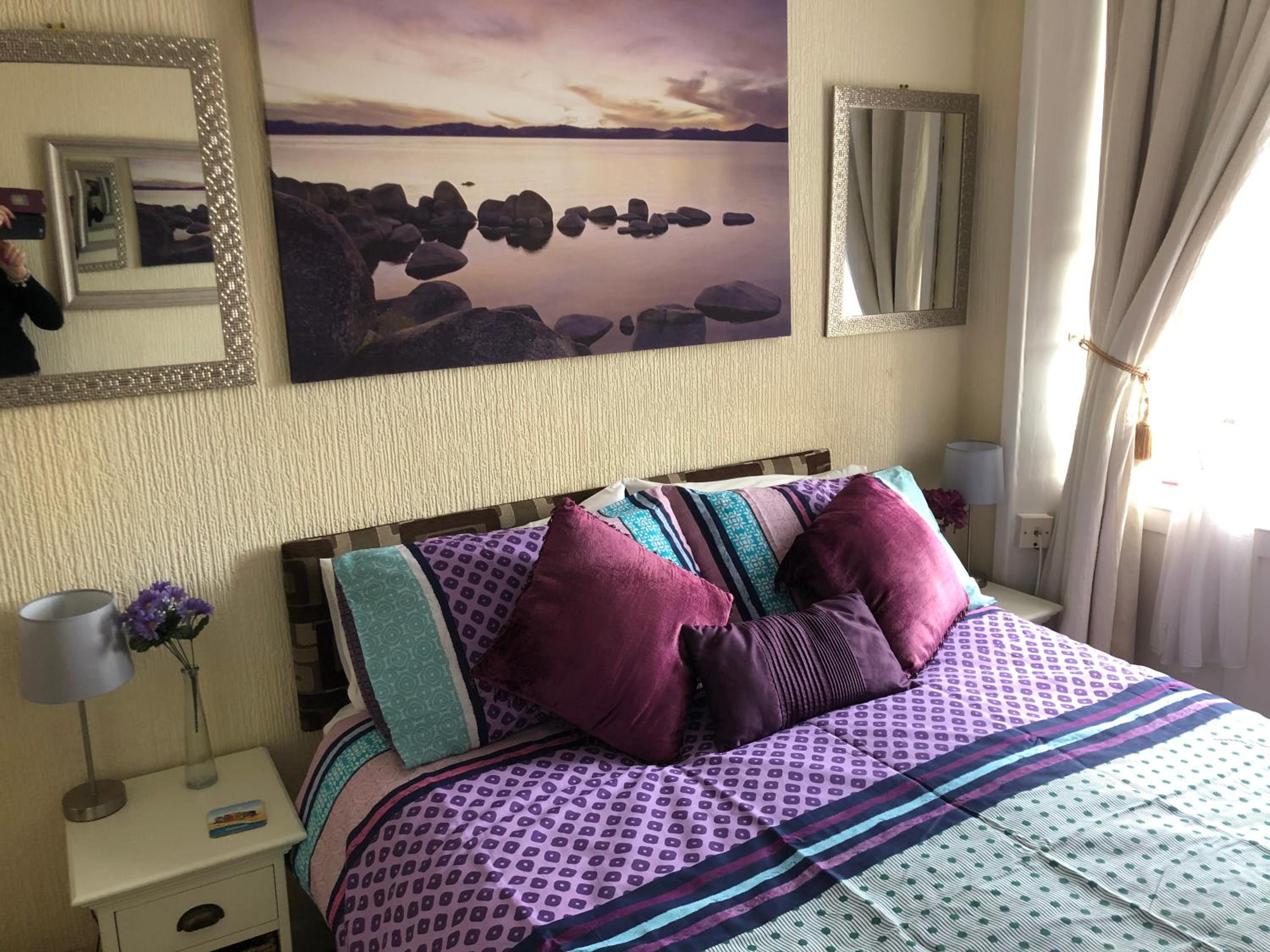 Large Single Room photo 3