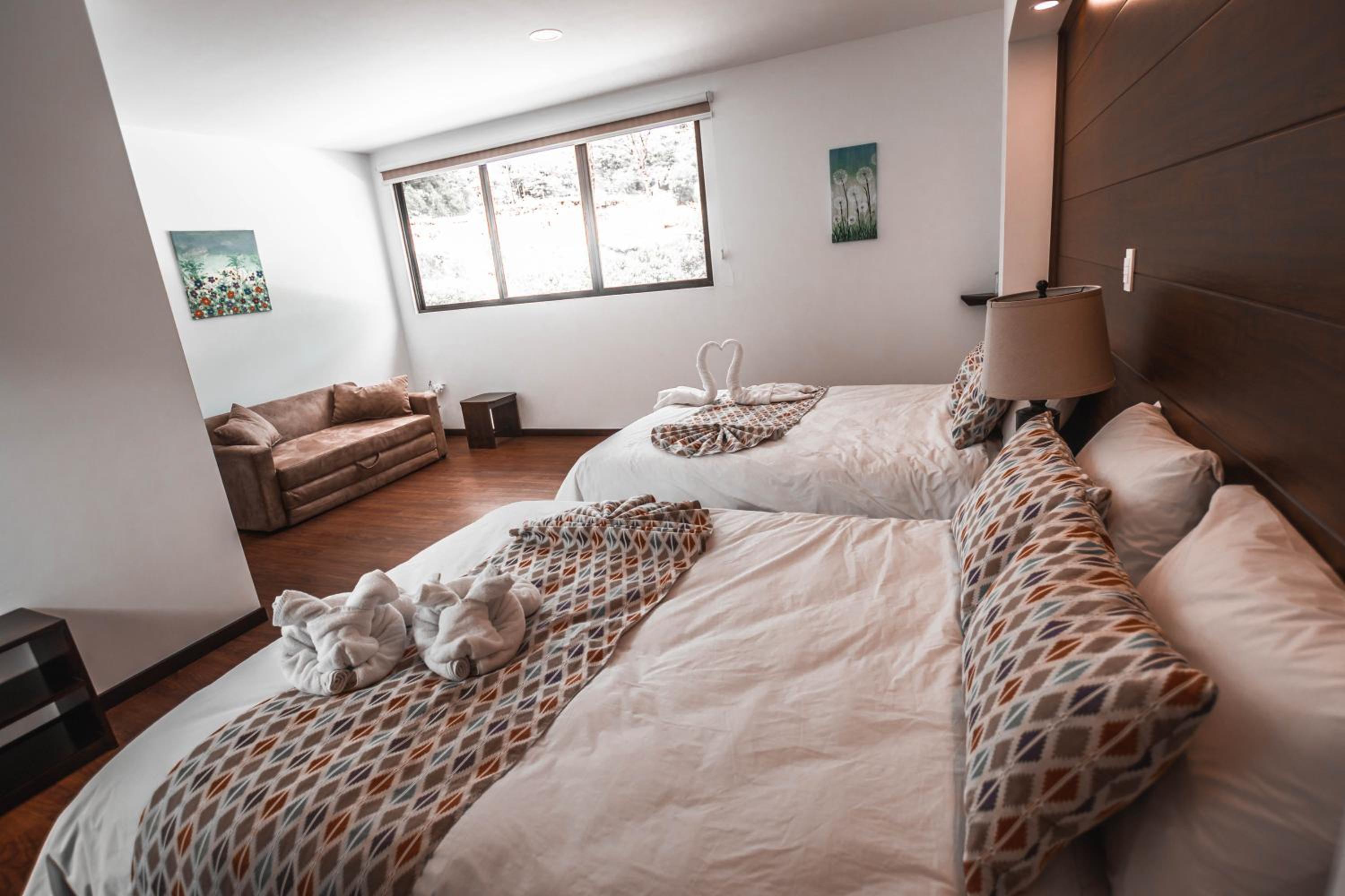 Family Room with Mountain View - Photo 1