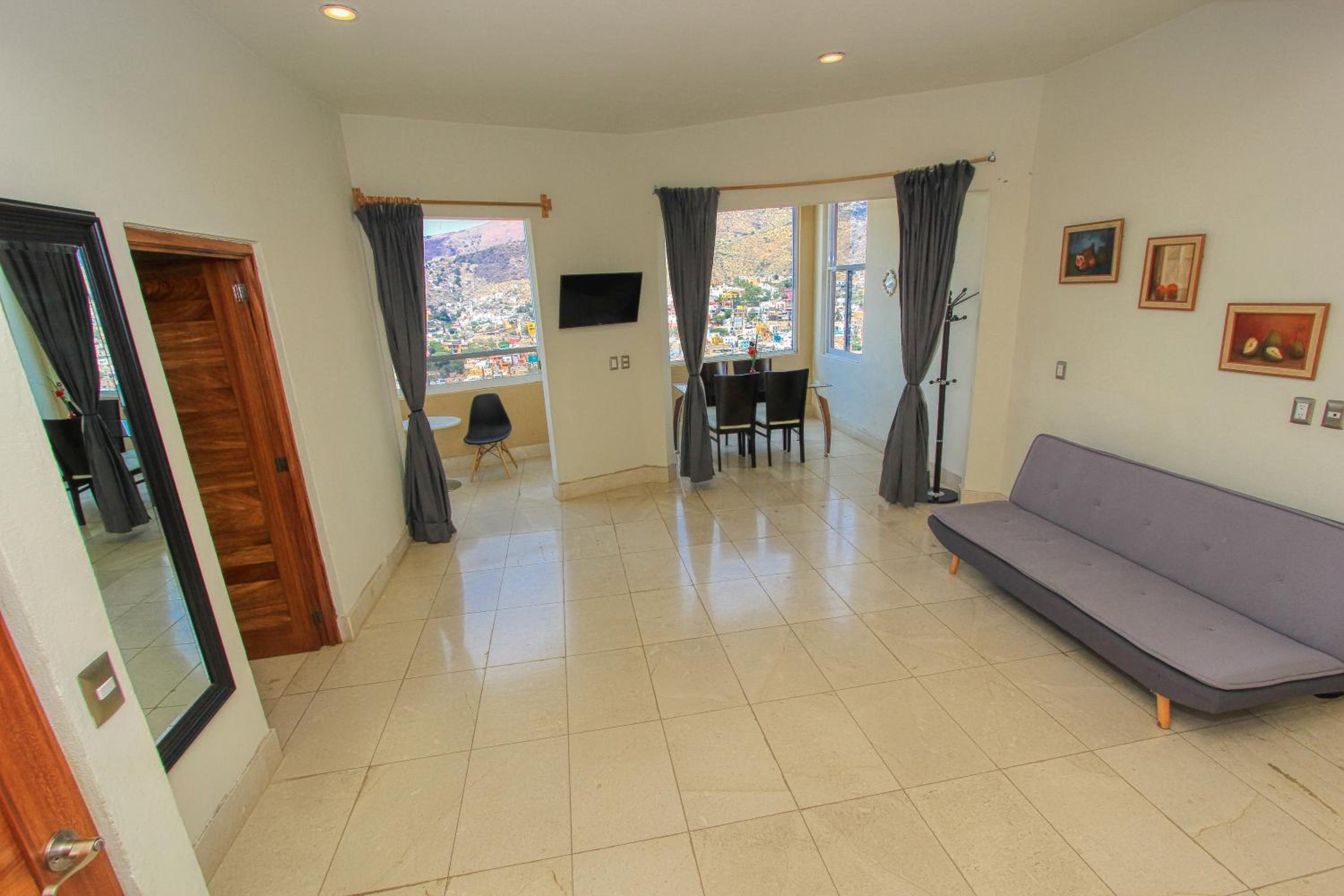 Apartment - Photo 11