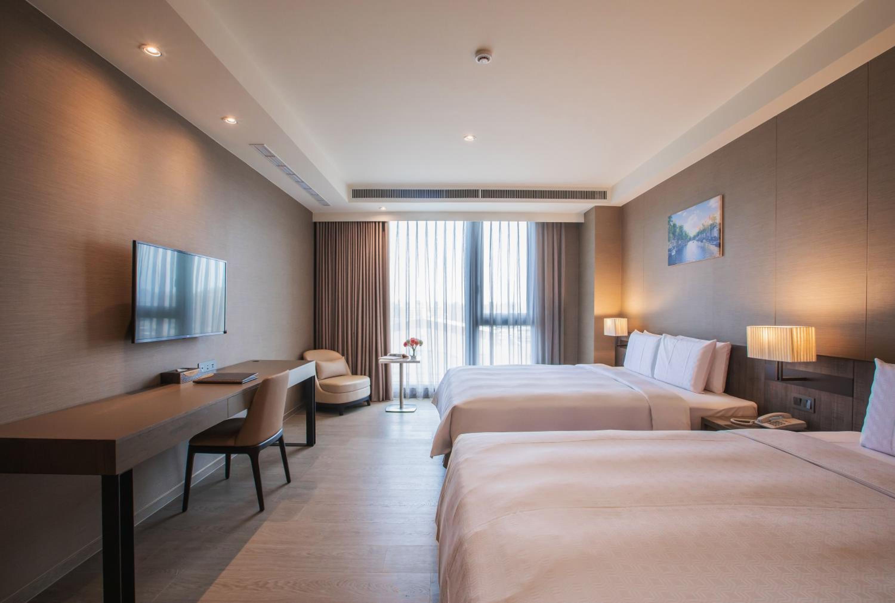 Classic Quadruple Room