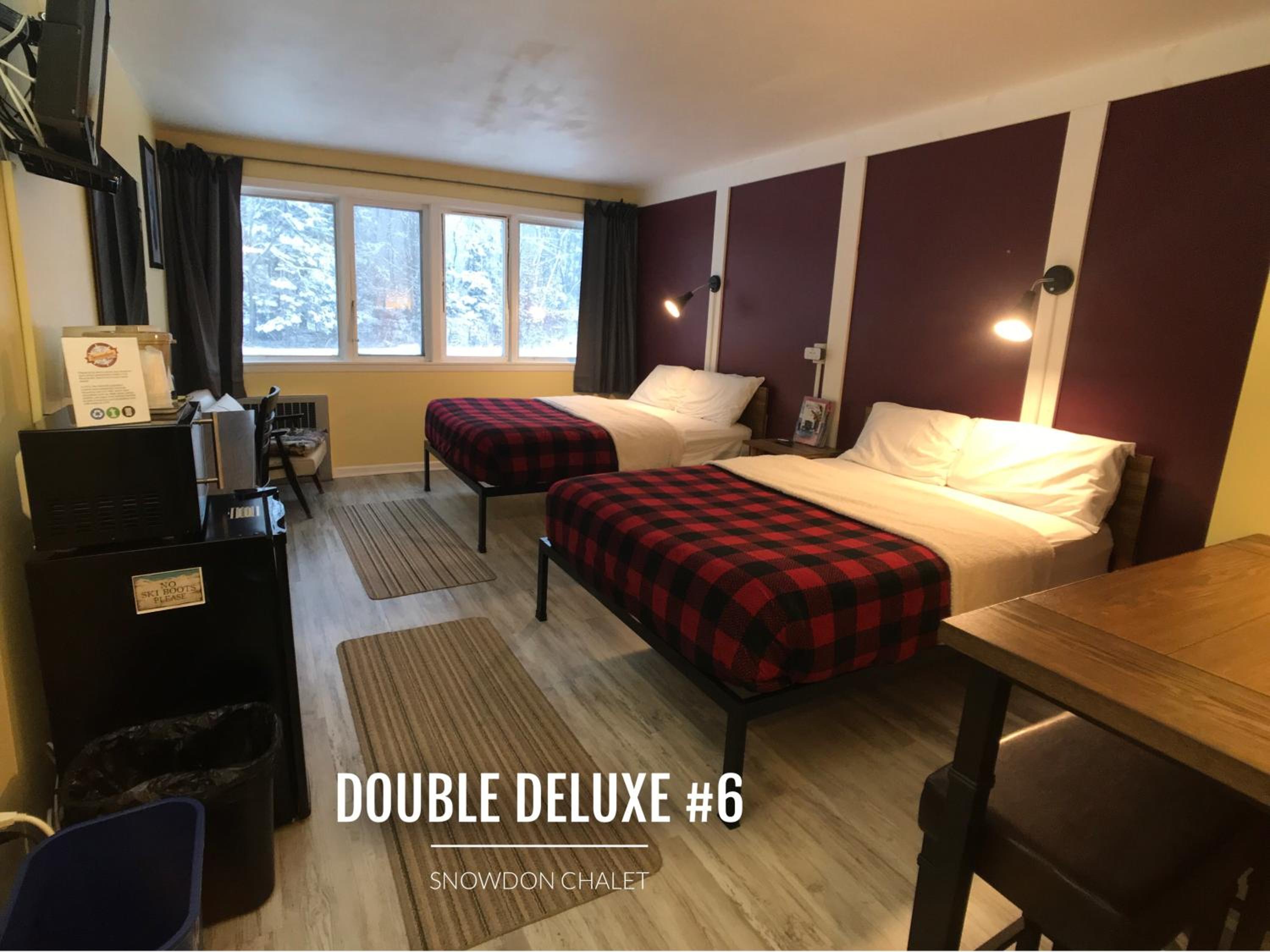 Deluxe Double Room with Bath photo 1