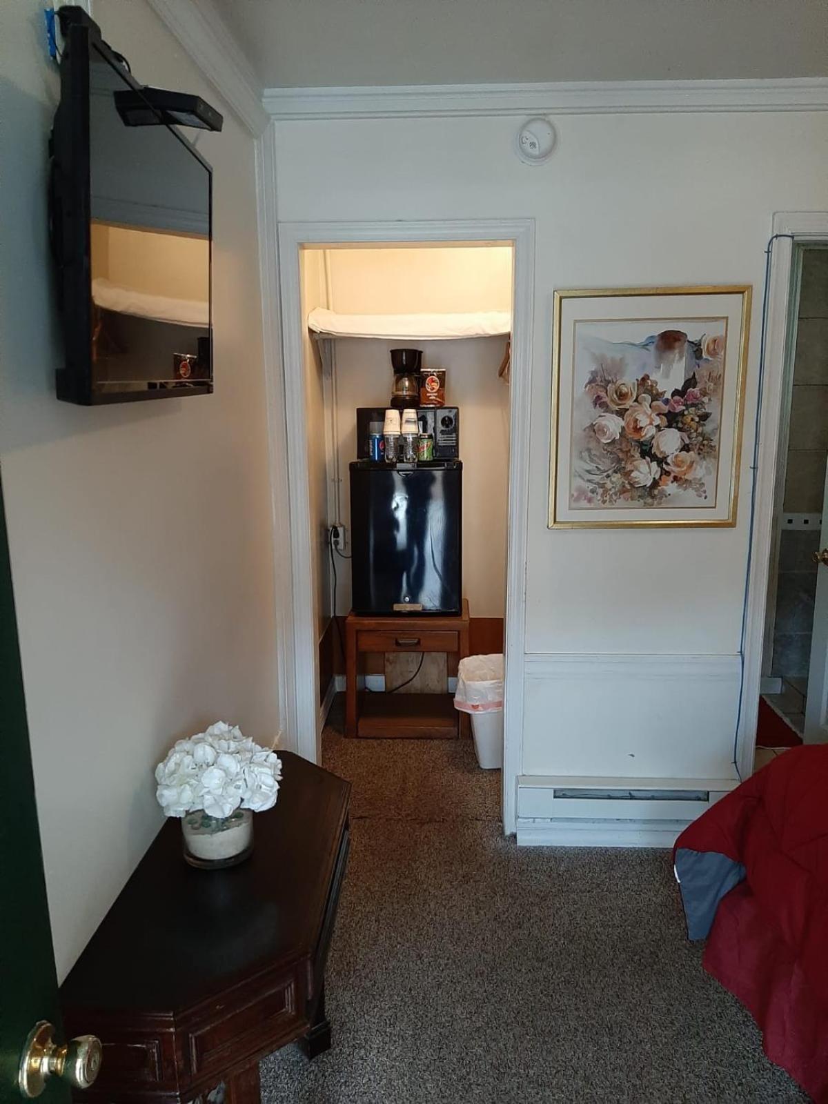 Queen Room - Photo 1