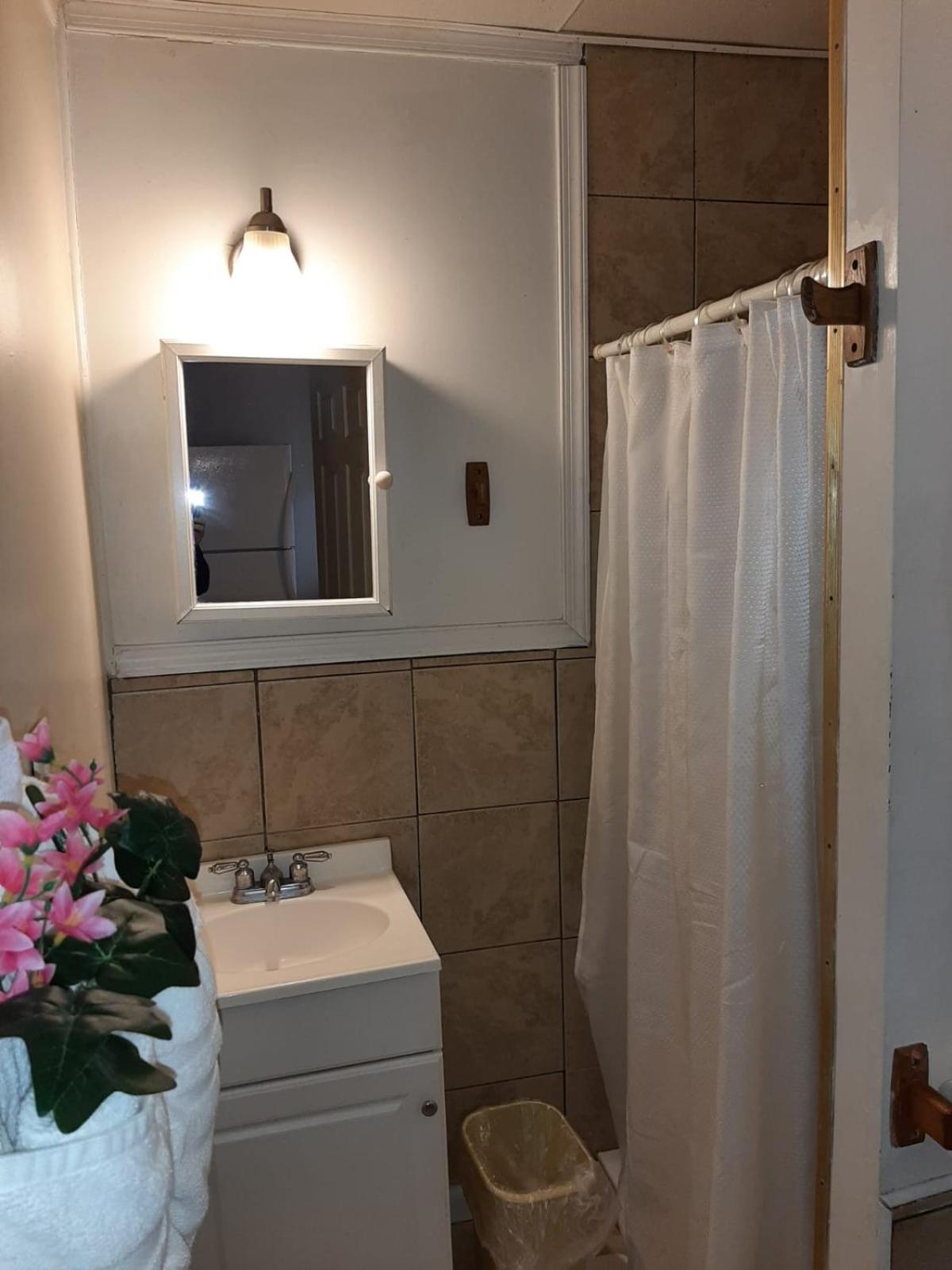Queen Room - Photo 2