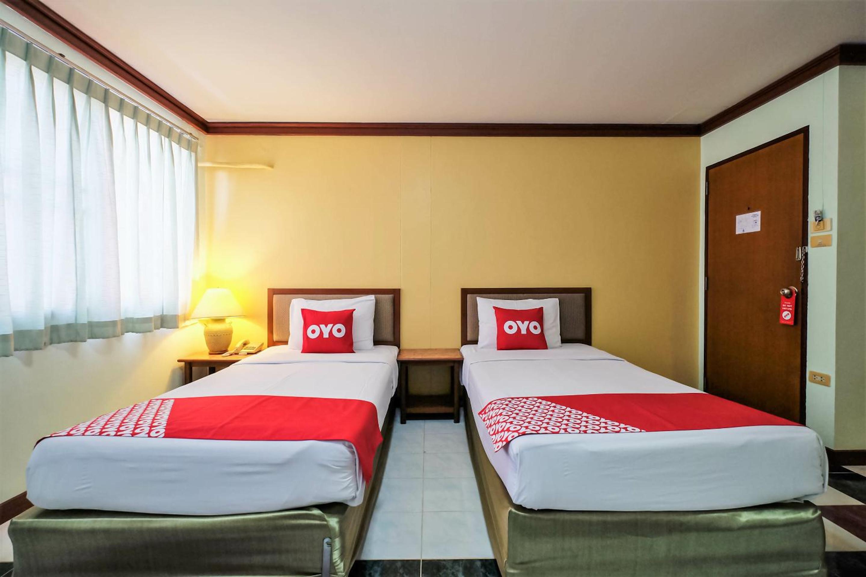 Deluxe Twin Room