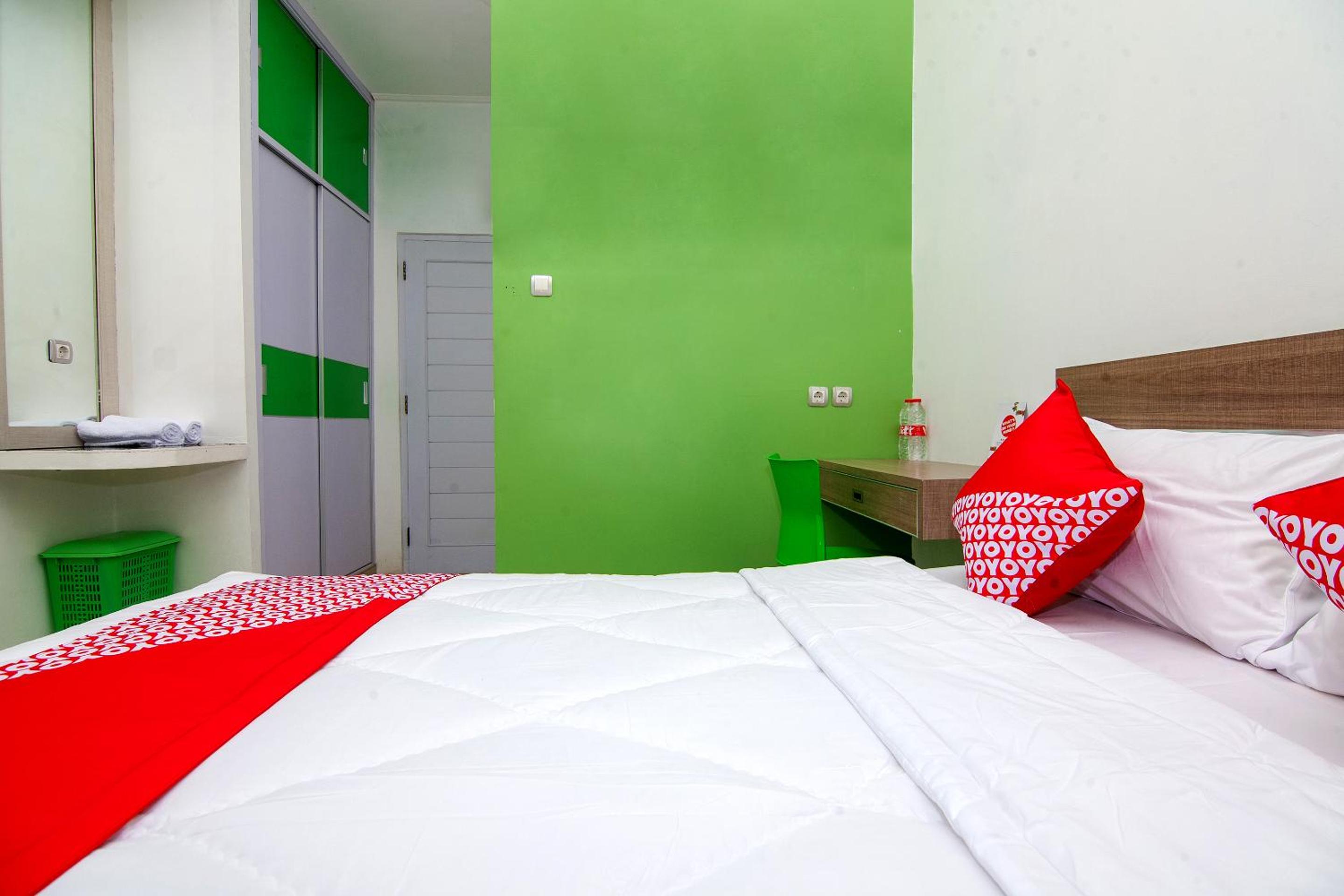 Standard Double Room - Photo 16