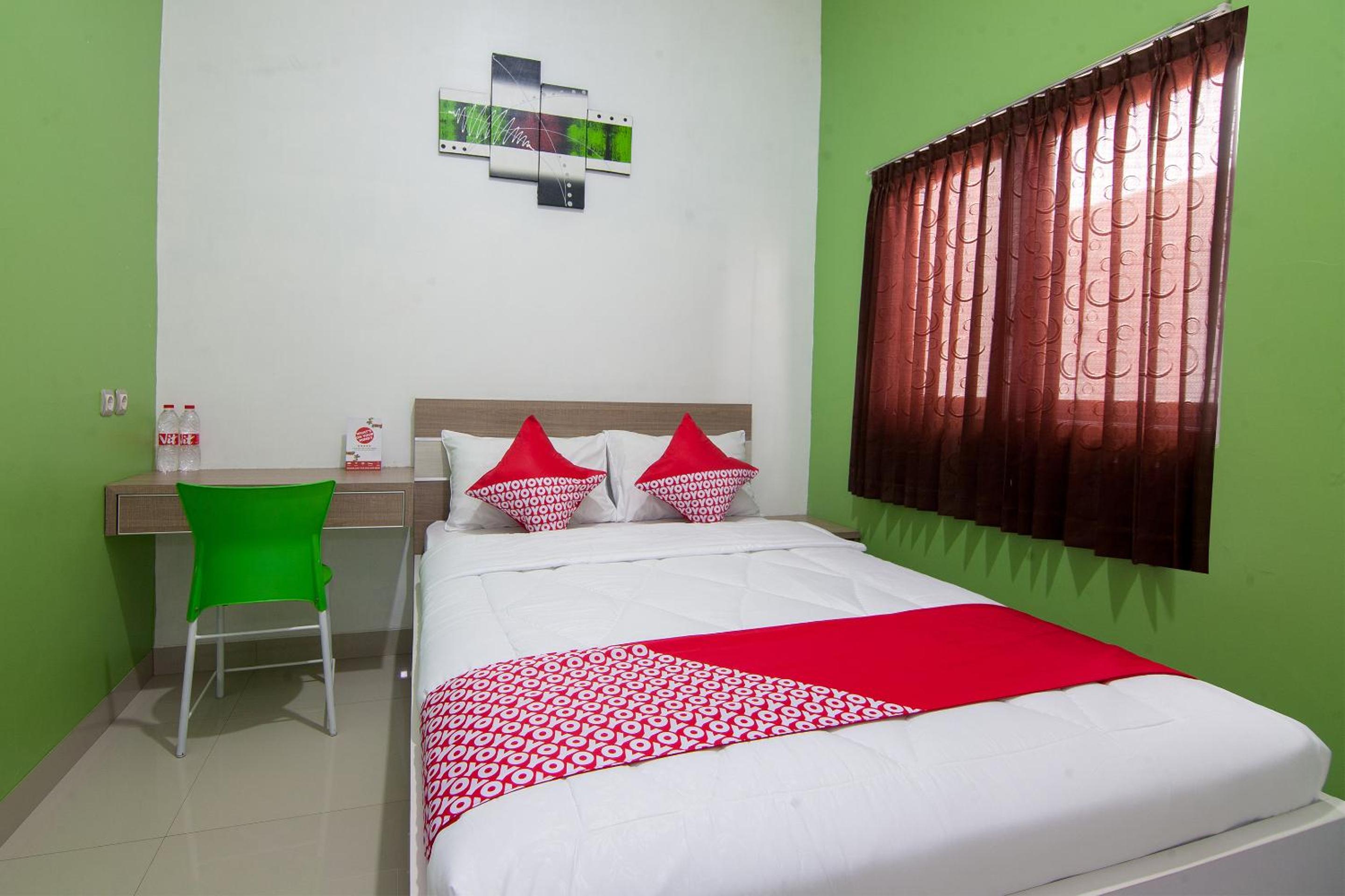 Standard Double Room - Photo 9