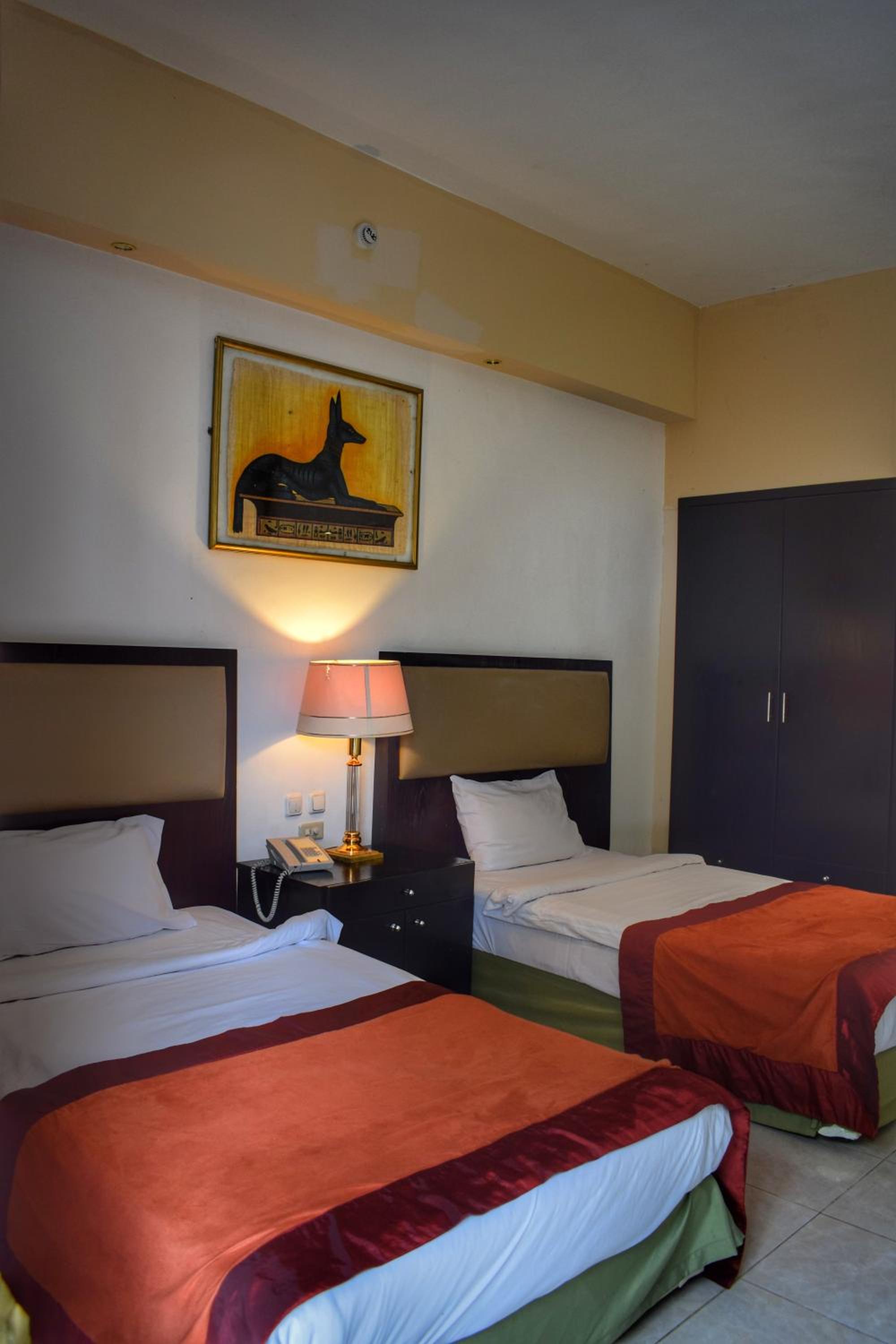 Standard Twin Room — the supplier's photographs — photo 3