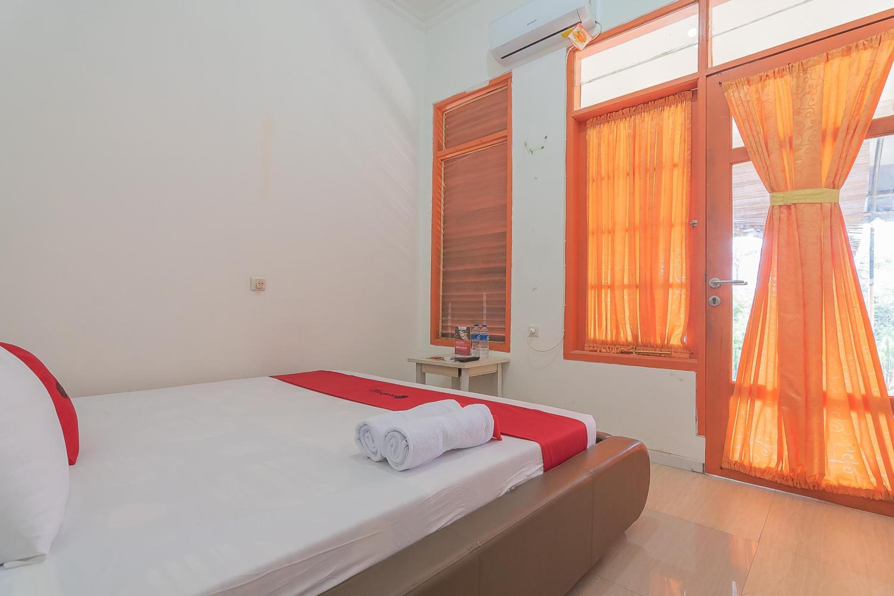 Double Room - Photo 4