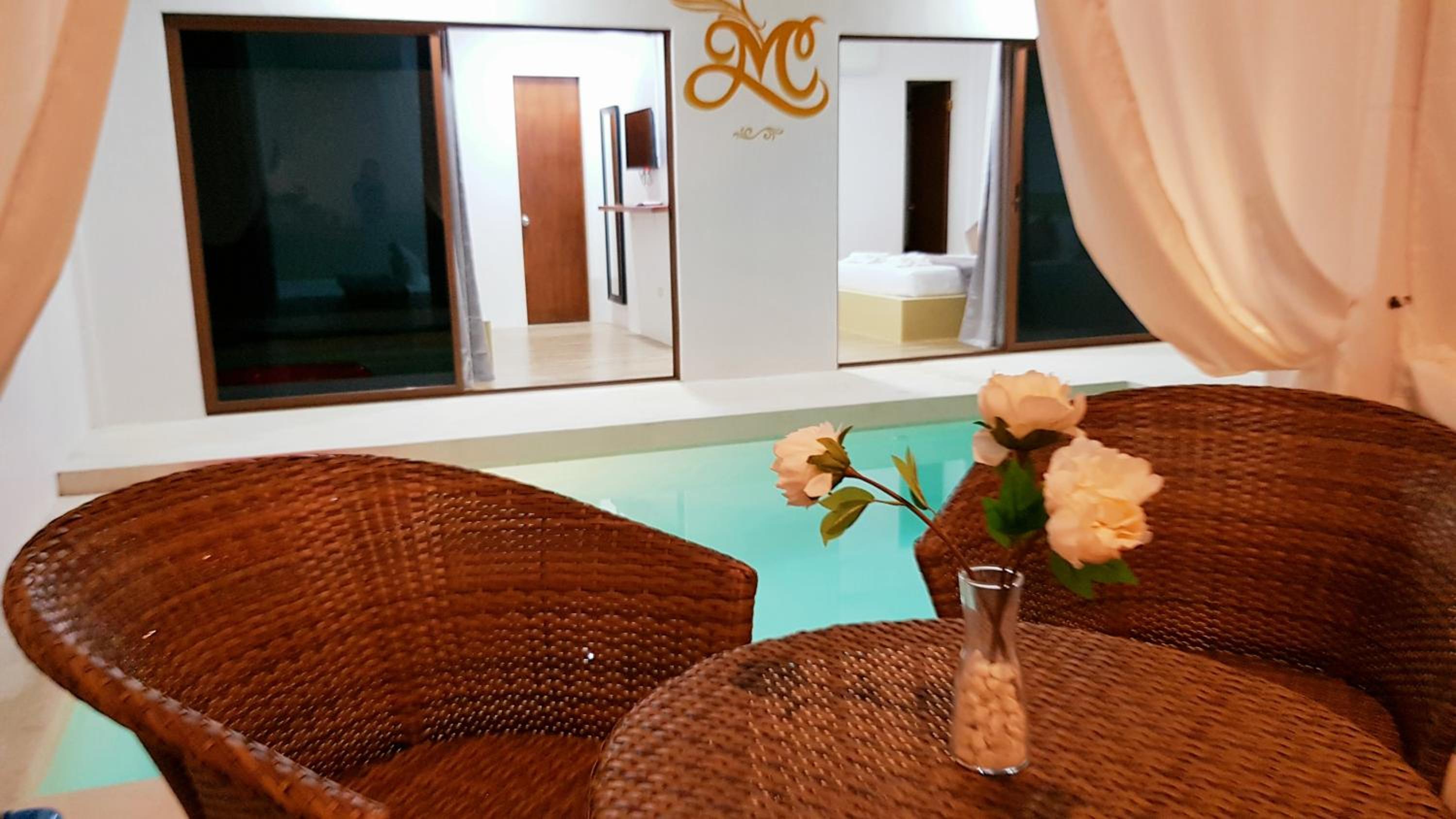 Two-Bedroom Villa with Private Pool - Photo 21