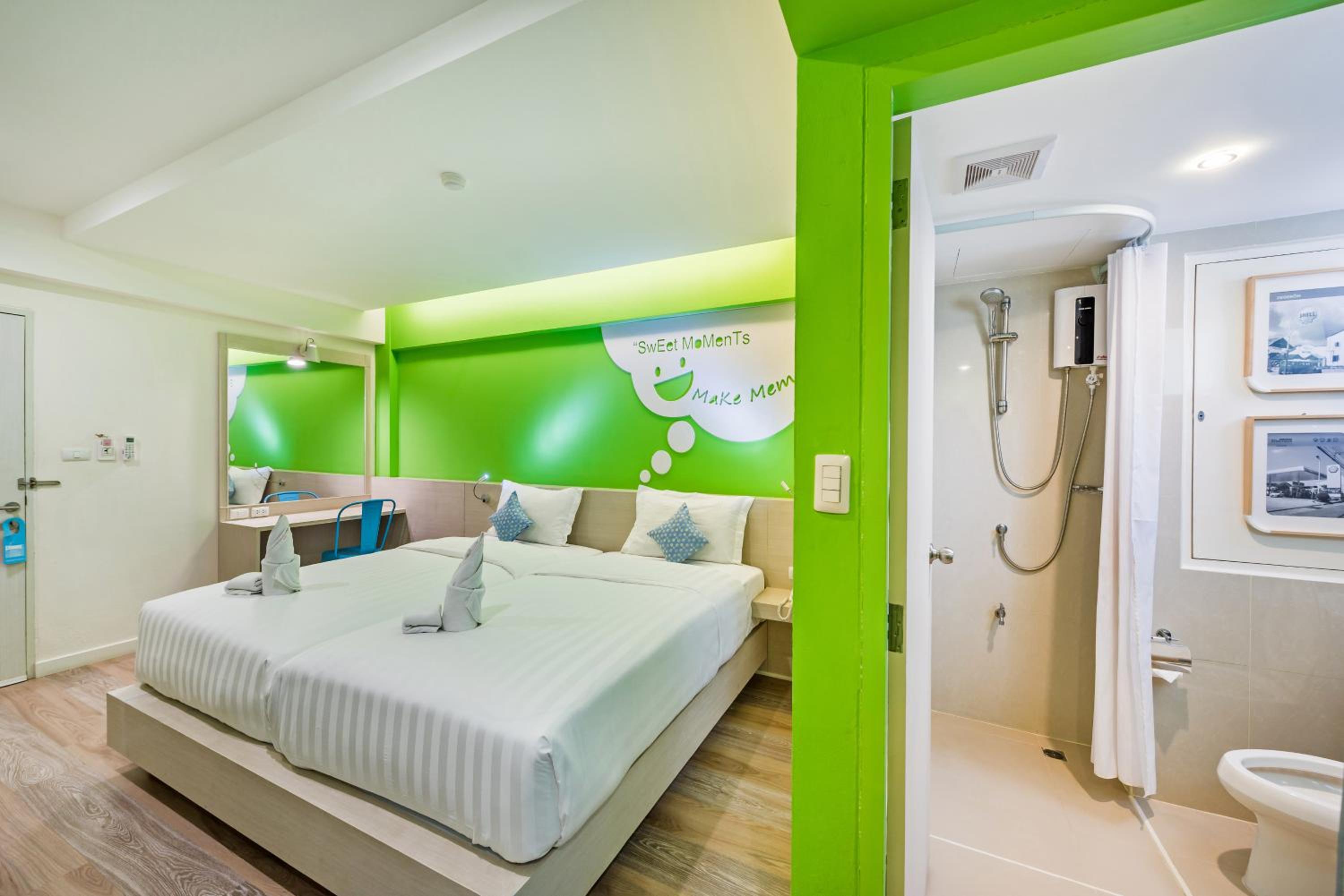 Standard Twin Room - Photo 1