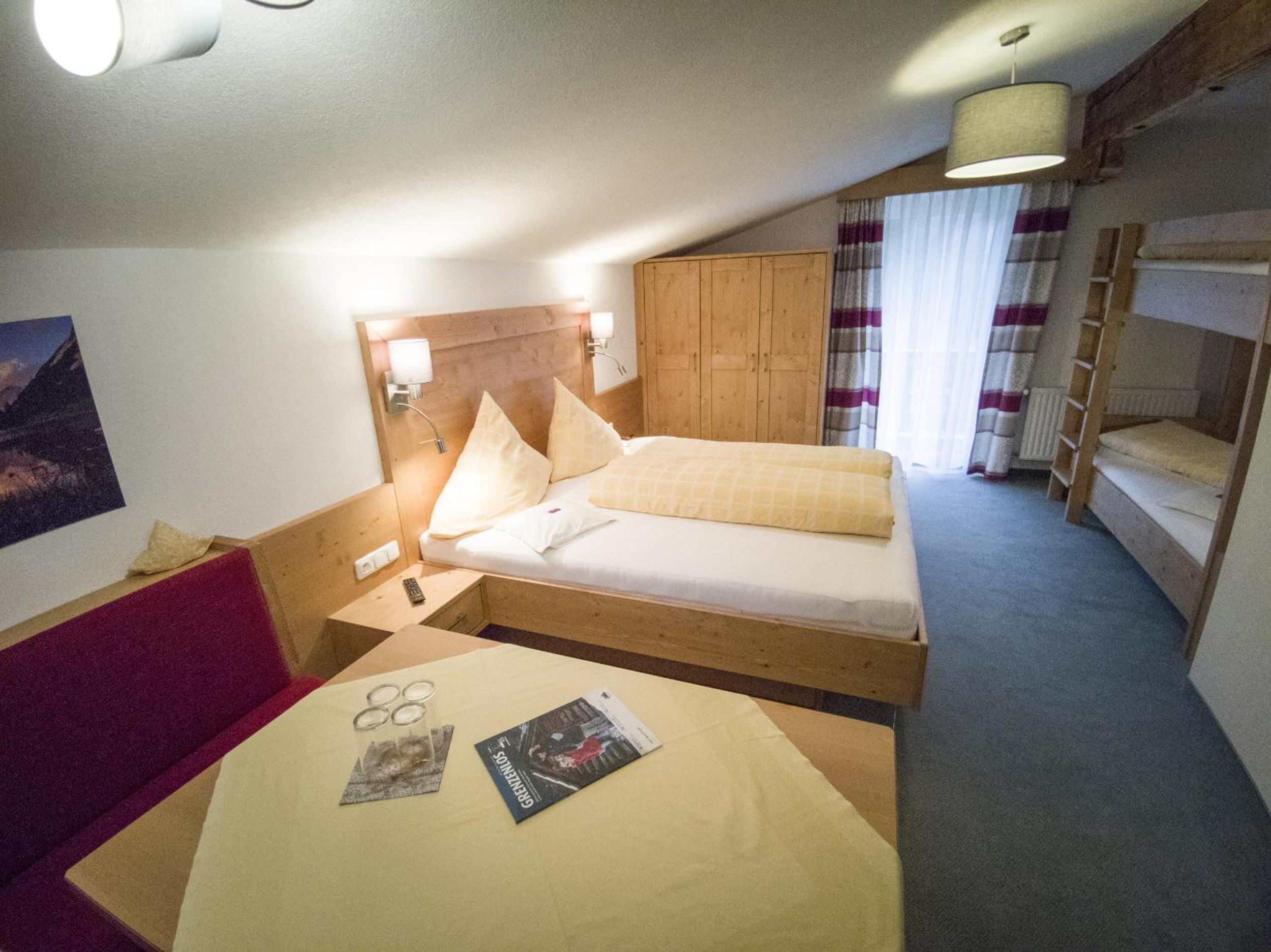 Quadruple Room photo 1