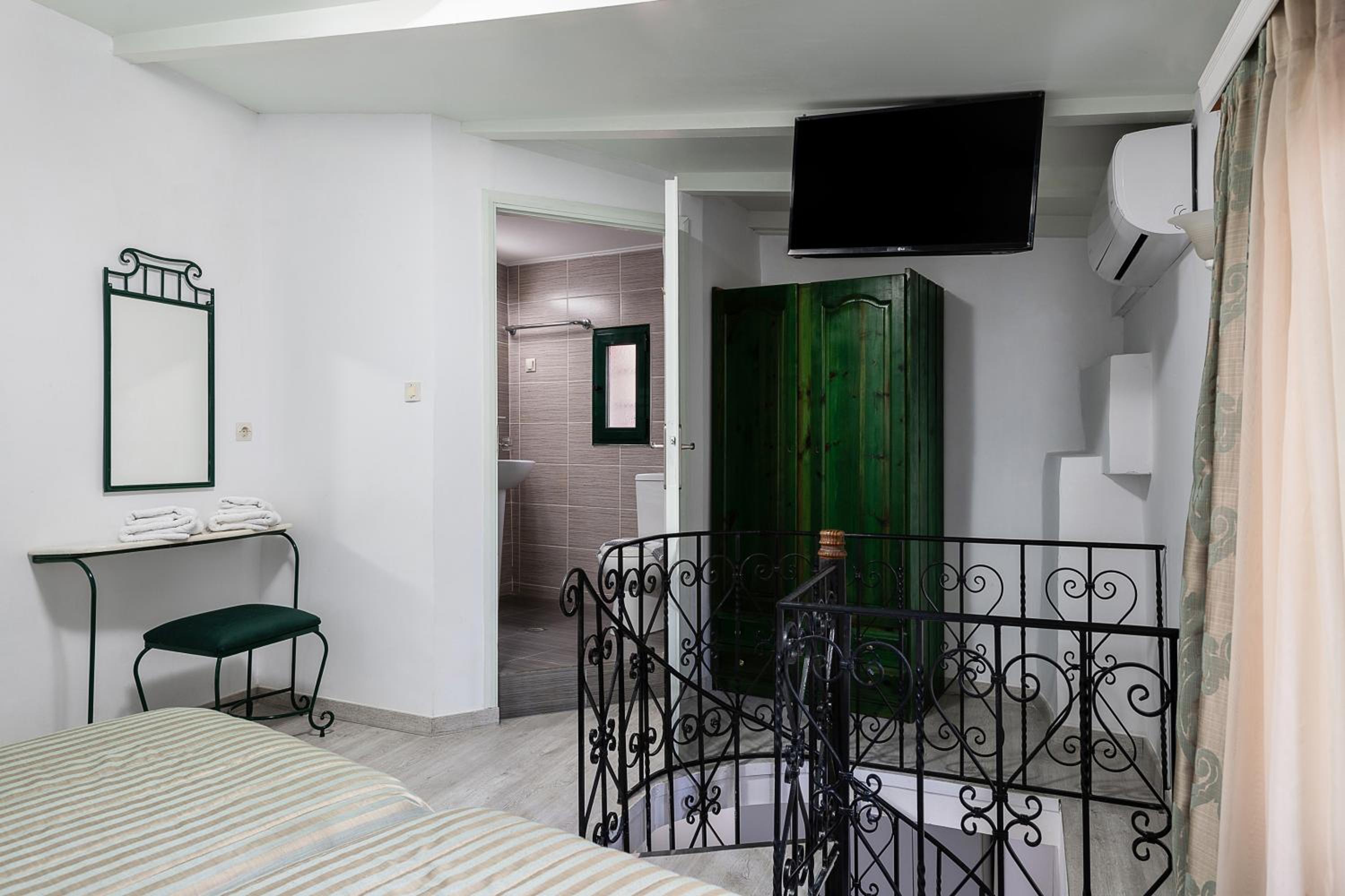 Apartment - Split Level (2-4 Adults)