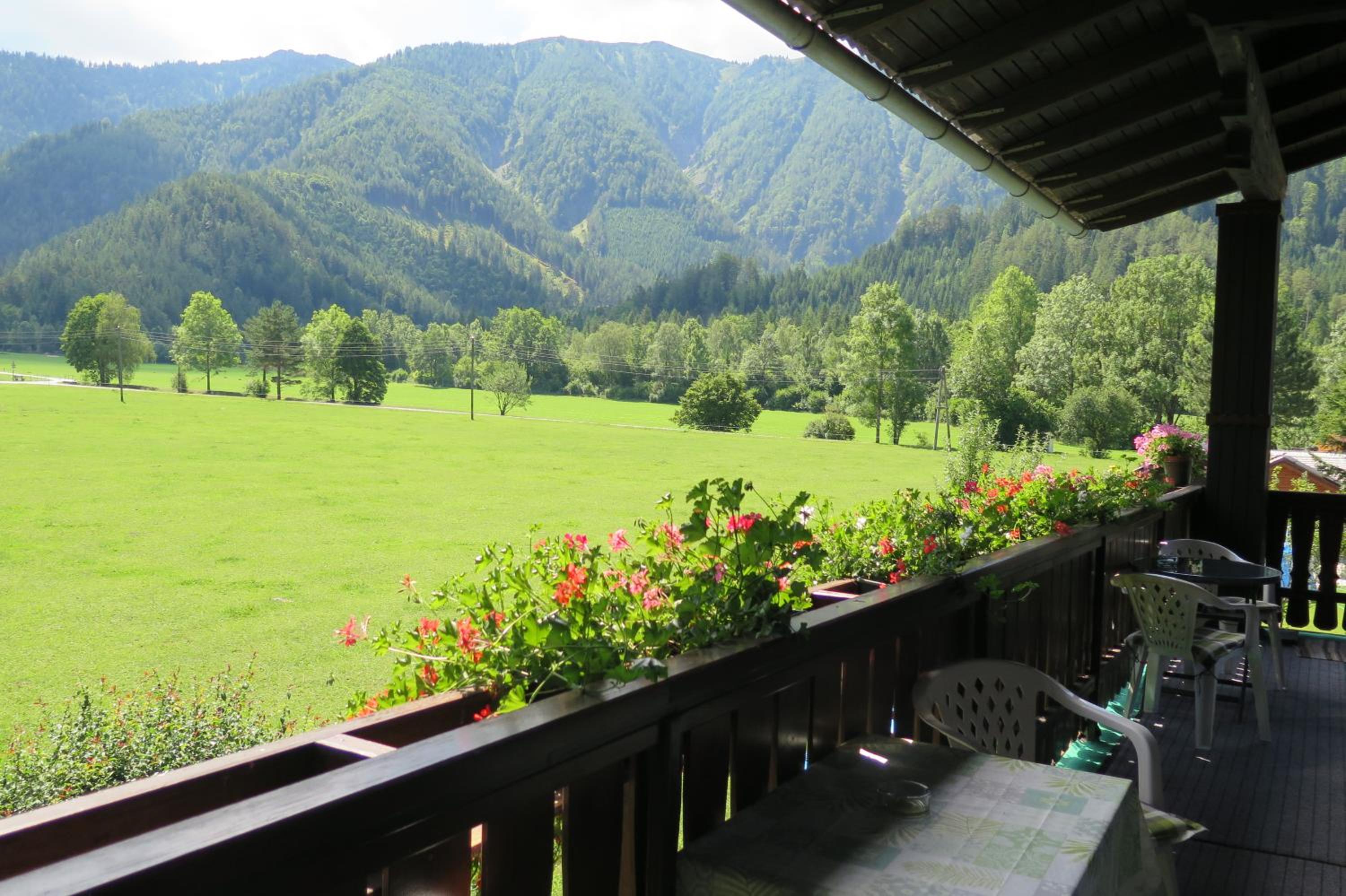 Double Room with Balcony - Photo 5