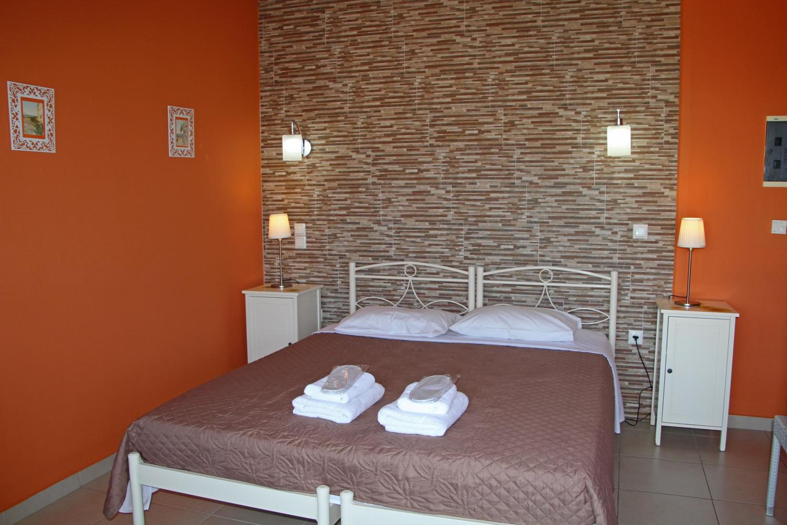 Habitación Doble o con Dos Camas con Vista Lateral al Mar.