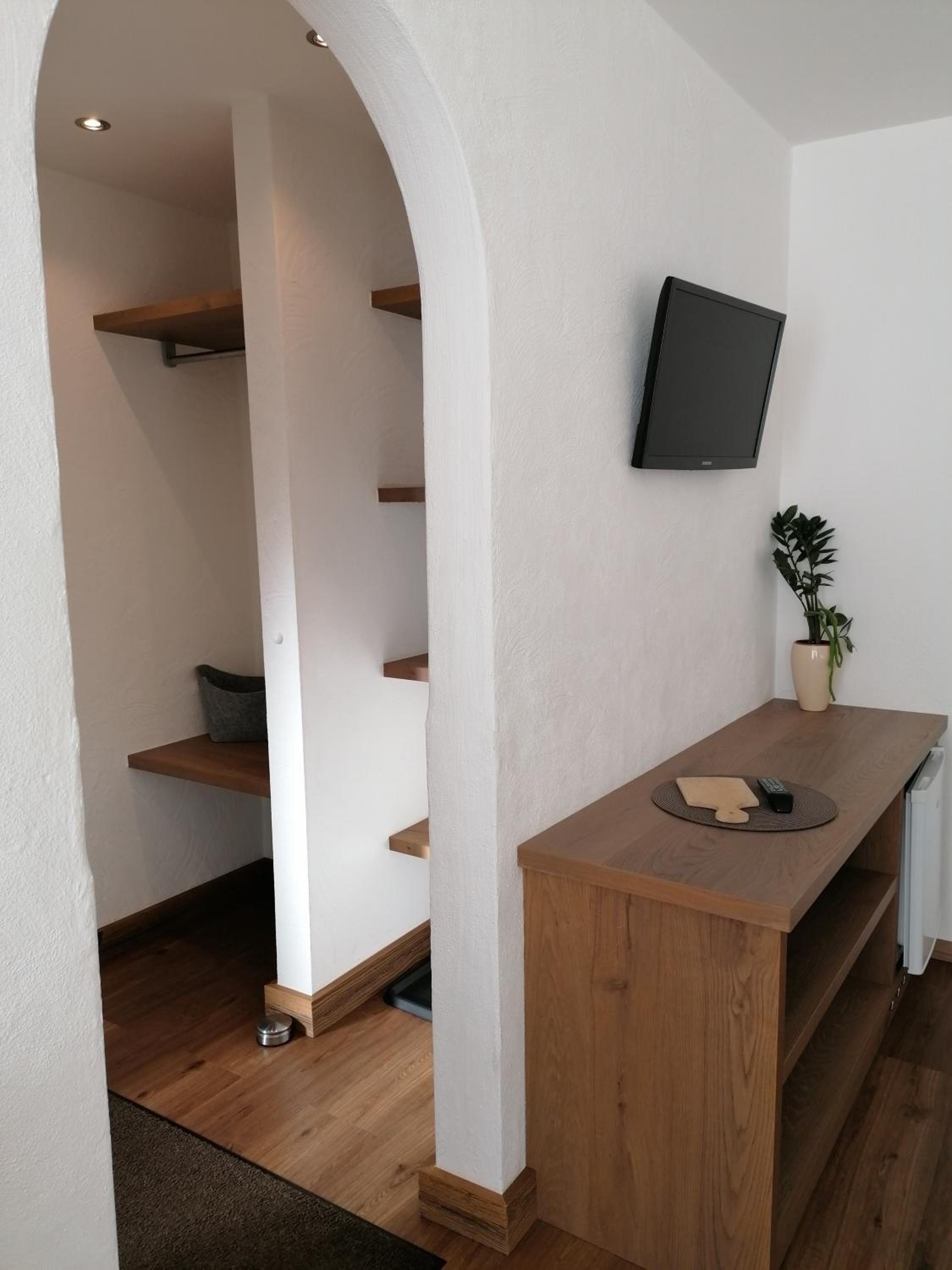 Double Room with Lake View photo 3