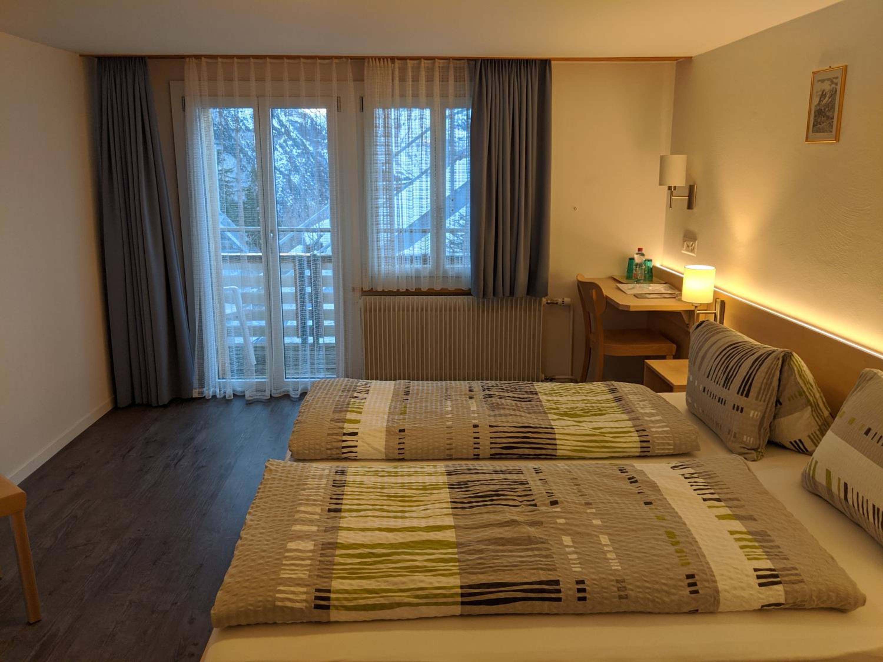 Superior Double Room with Balcony and Mountain View photo 2