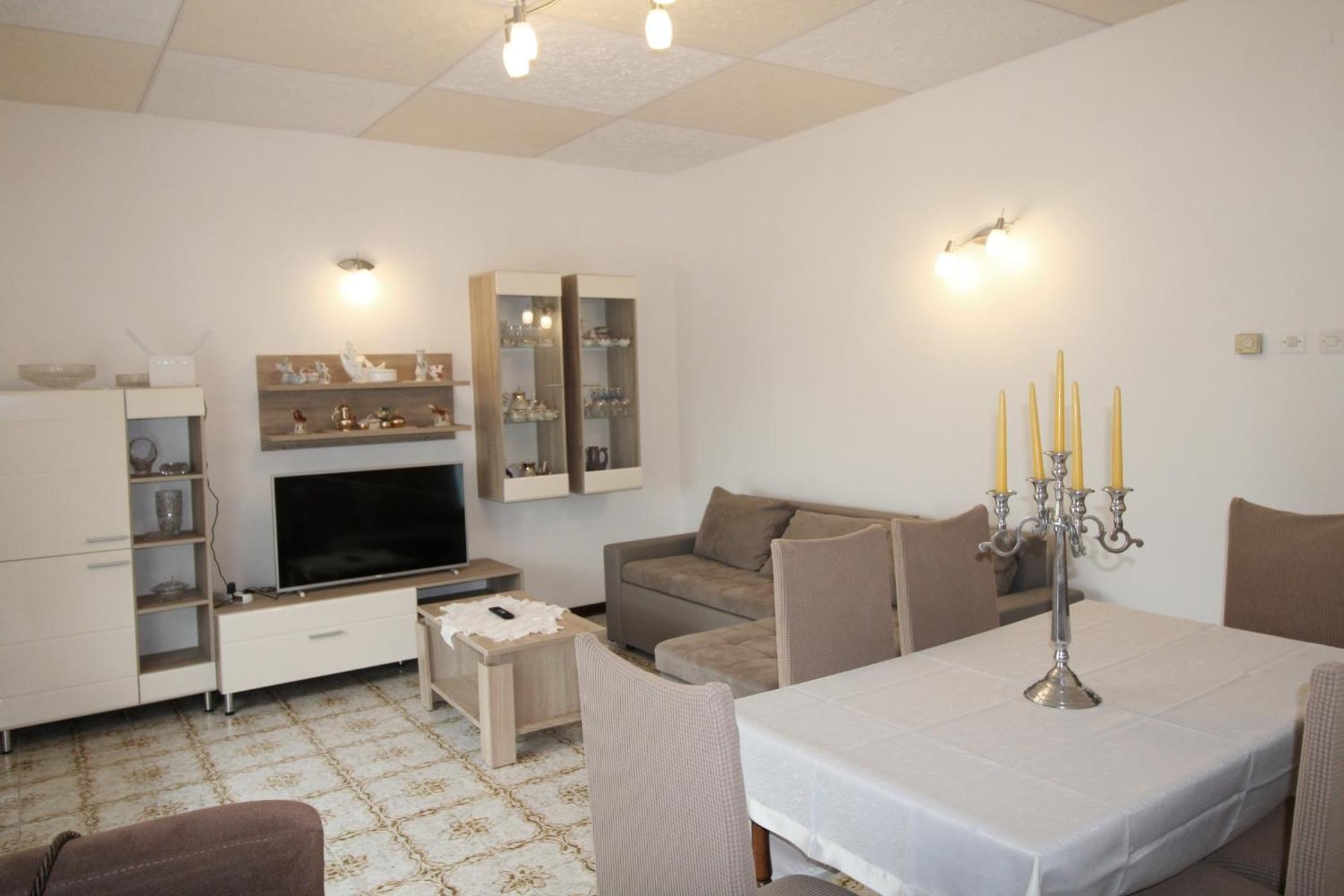 Three-Bedroom Apartment photo 1