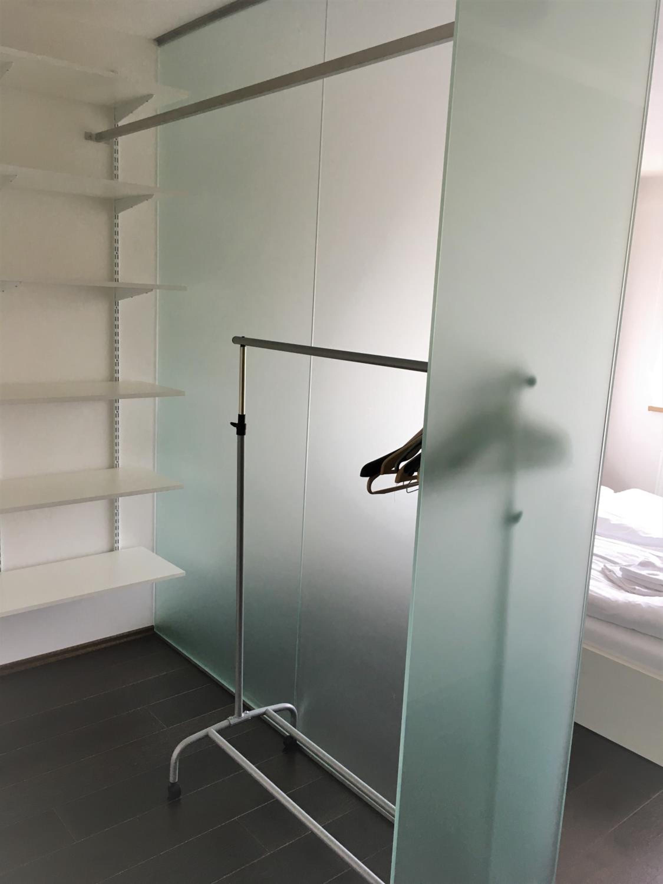 One-Bedroom Apartment - Photo 1