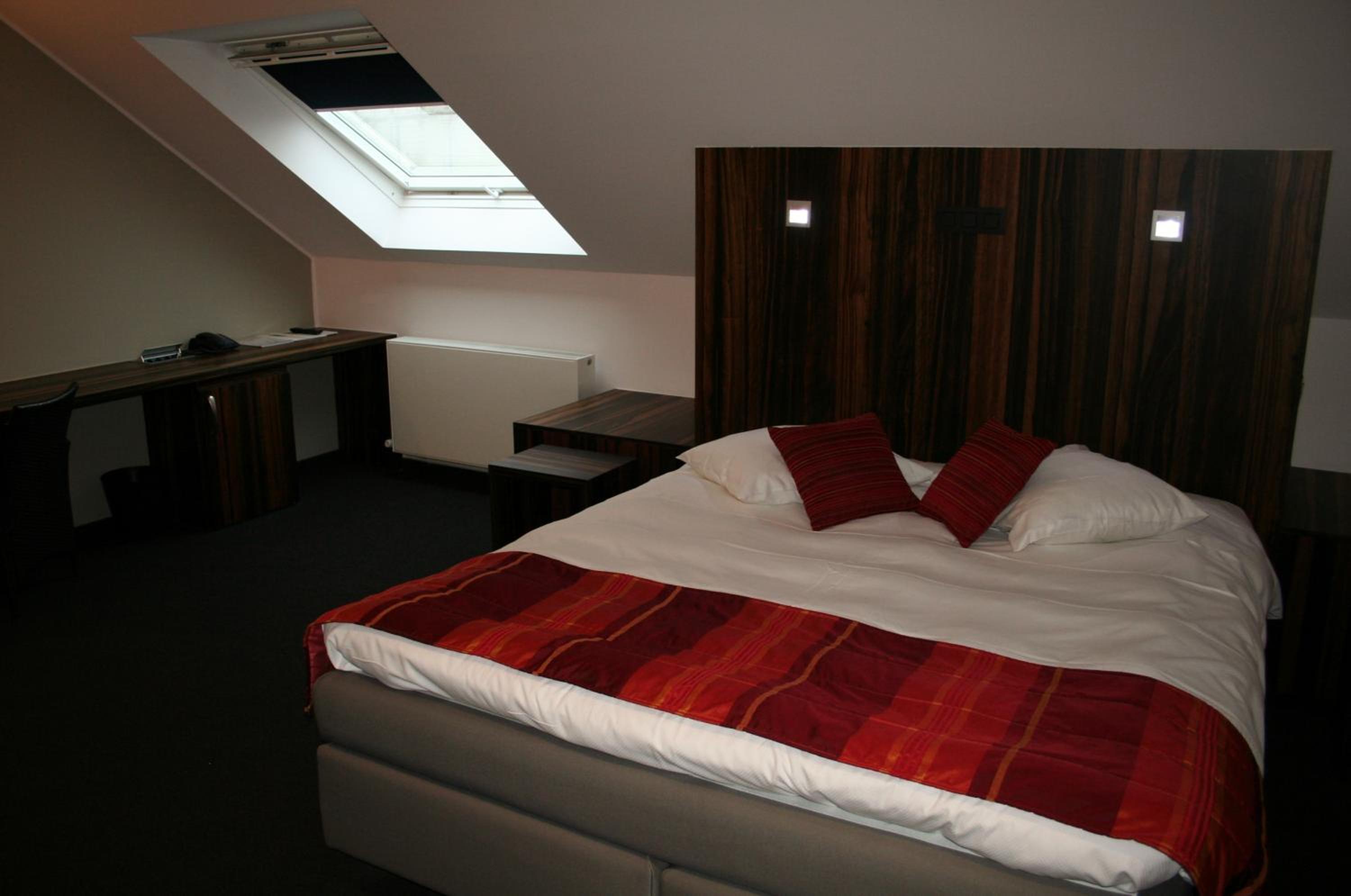 Deluxe Double Room photo 3
