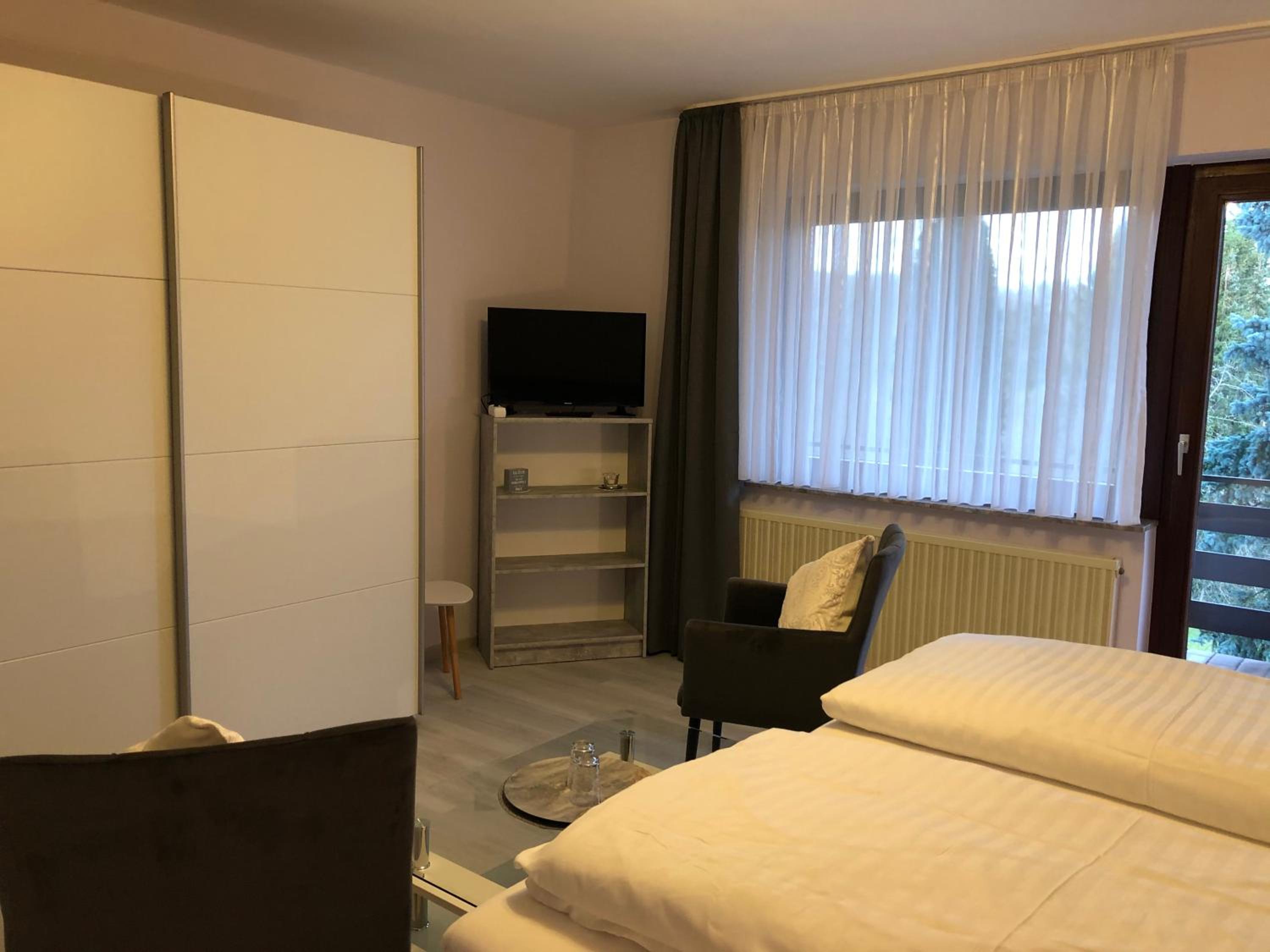 Double Room with Balcony photo 2